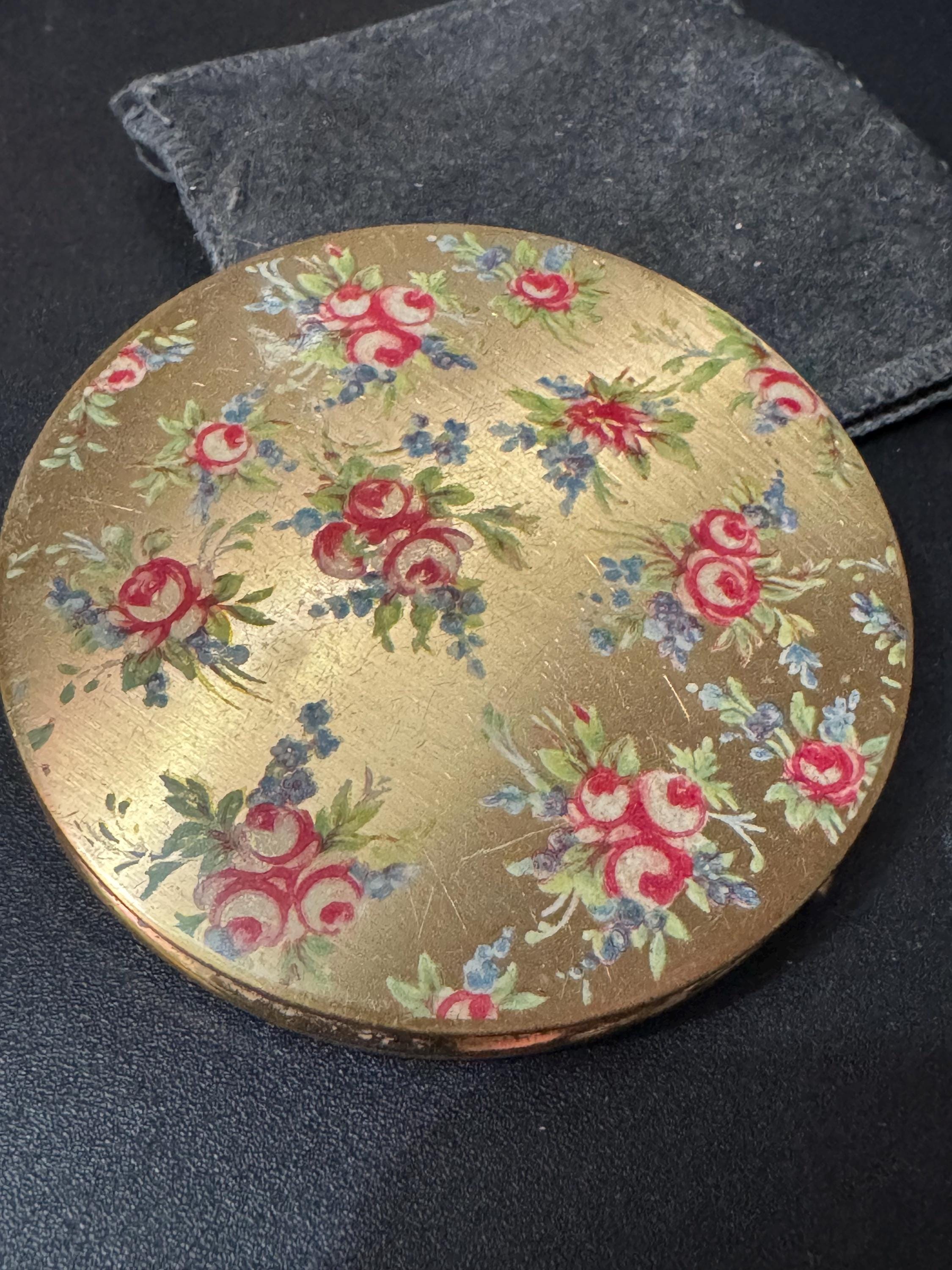 Vintage cosmetic case Red floral face powder compact gold tone