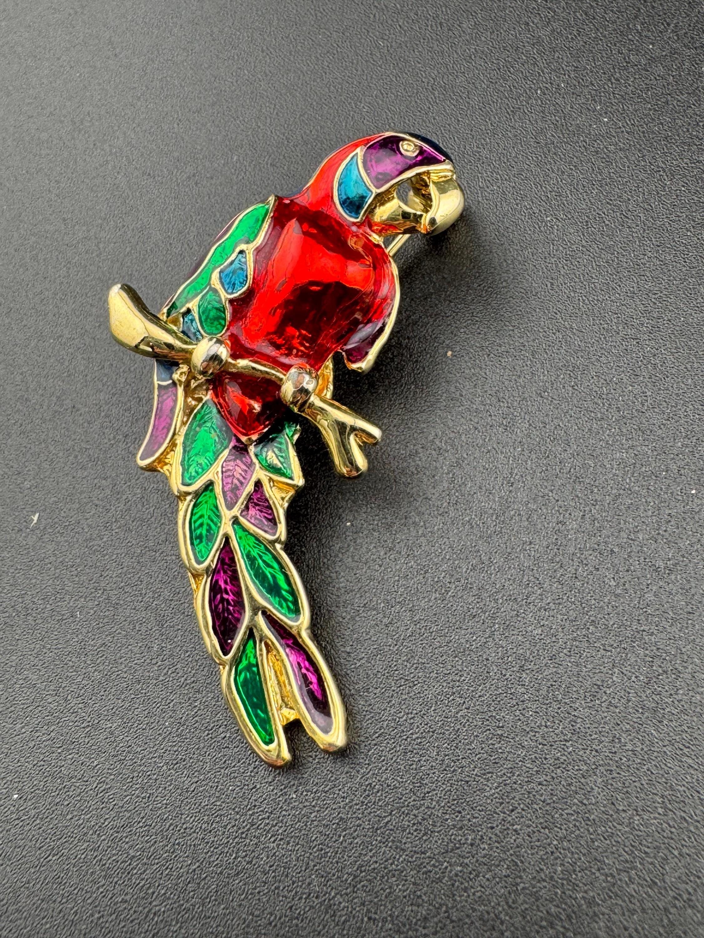 Vintage Tropical Parrot brooch set with Paste diamanté and red green Enamel gold tone metal 1980s