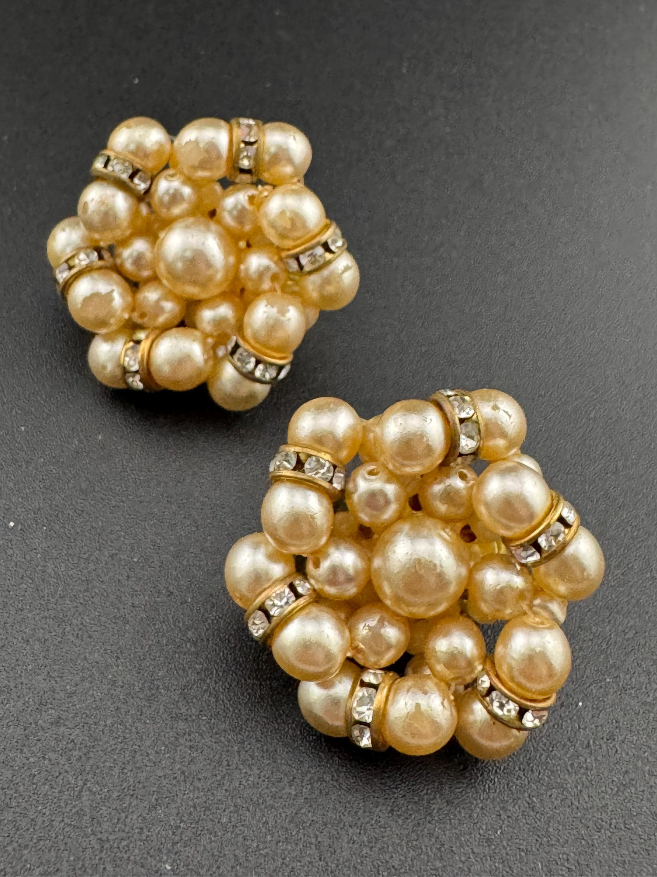 XL oversized 3cm round Vintage cluster faux Pearl diamanté Clip on Statement Earrings