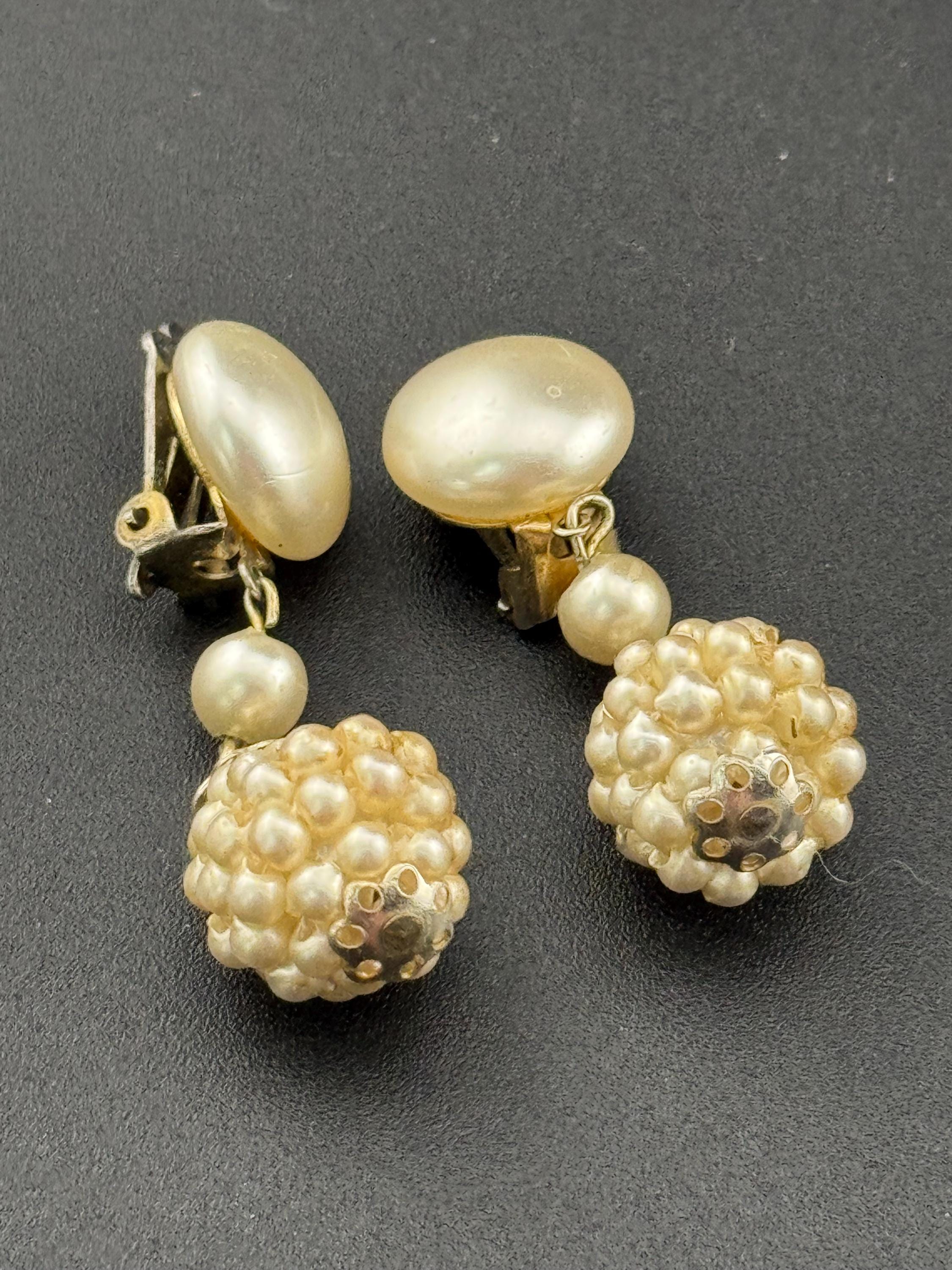 Signed HONG KONG Vintage cream faux pearl plastic beaded Cluster Clip On drop Earrings
