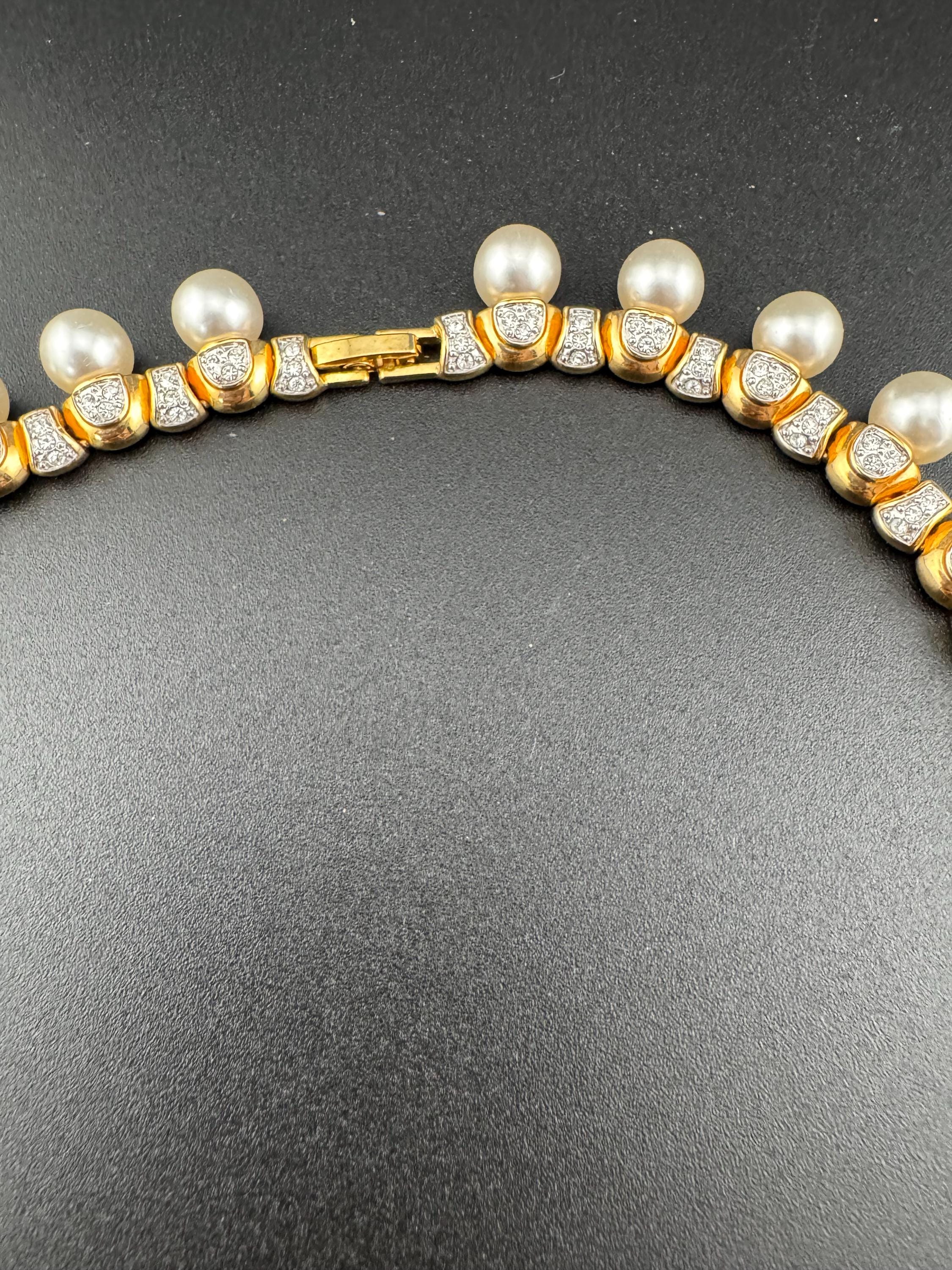 Vintage high end cream glass faux pearl wide choker necklace with gold tone diamanté