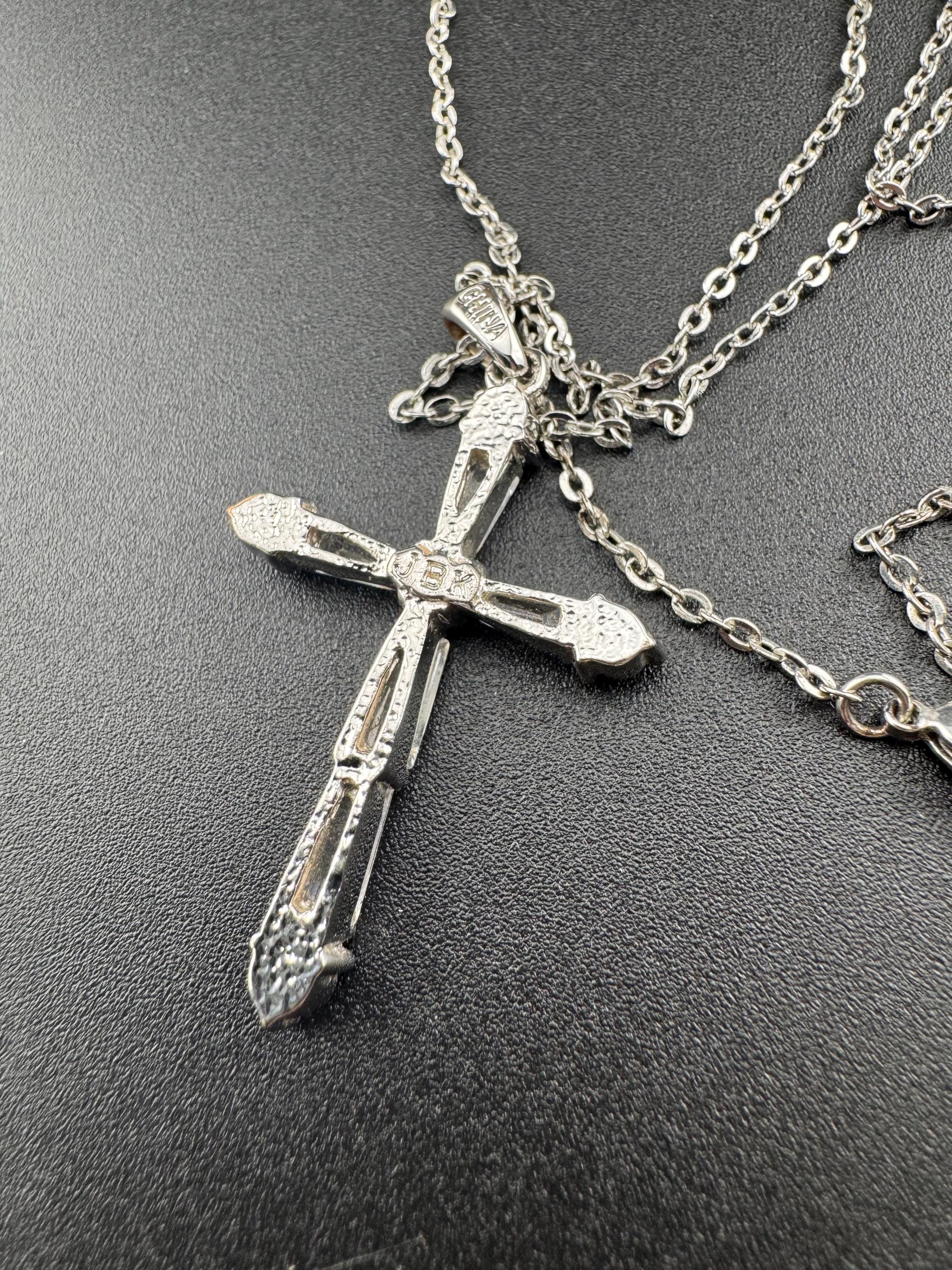 Vintage signed JBK Camrose and Kross silver plated emerald green and clear crystal cross pendant on a 50cm chain