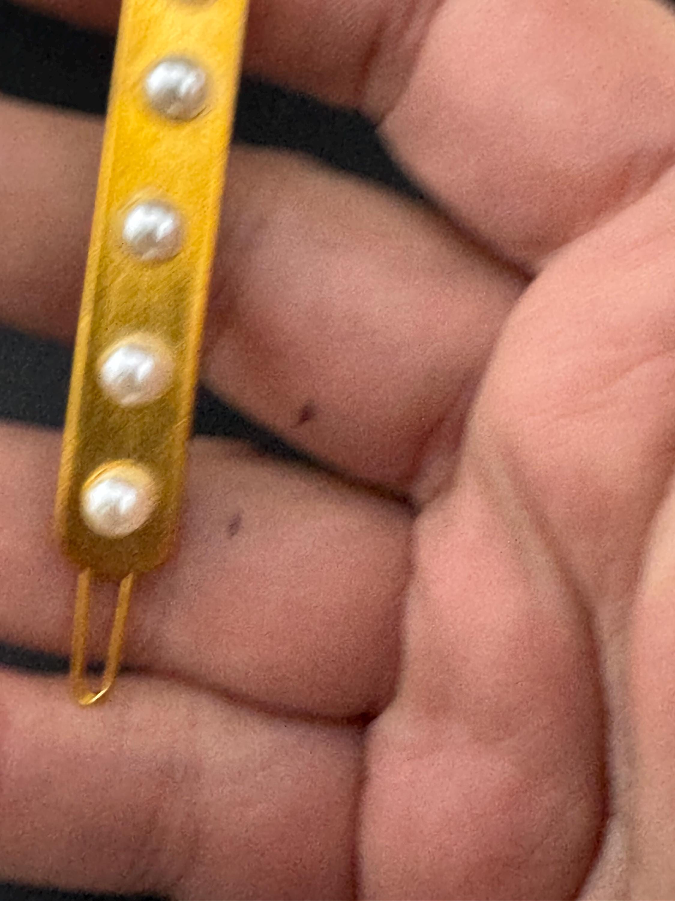 Pearl hair clip true vintage Matt gold tone old shop stock