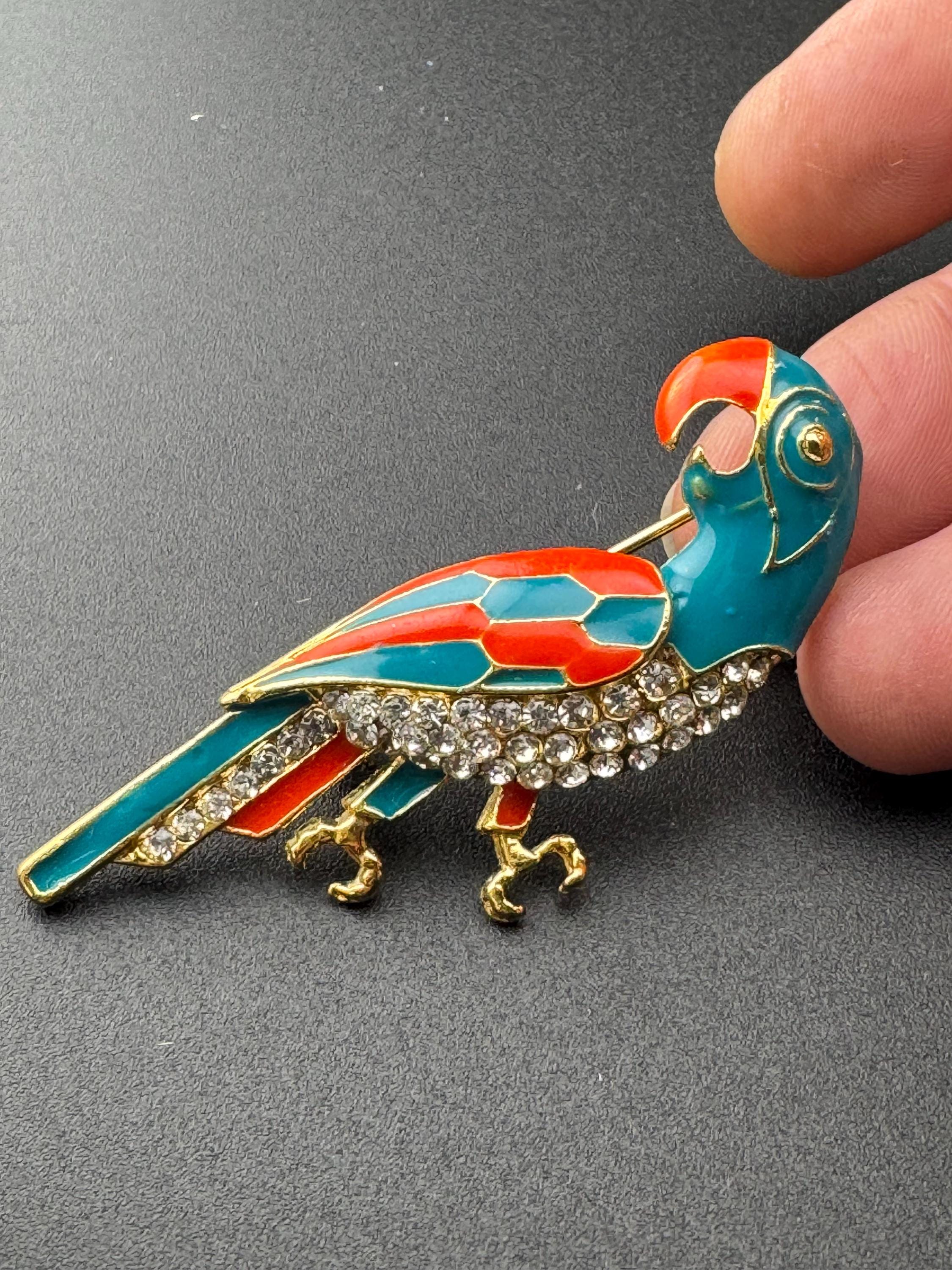 Vintage Tropical Parrot brooch set with Paste diamanté and blue orange Enamel gold tone metal 1980s