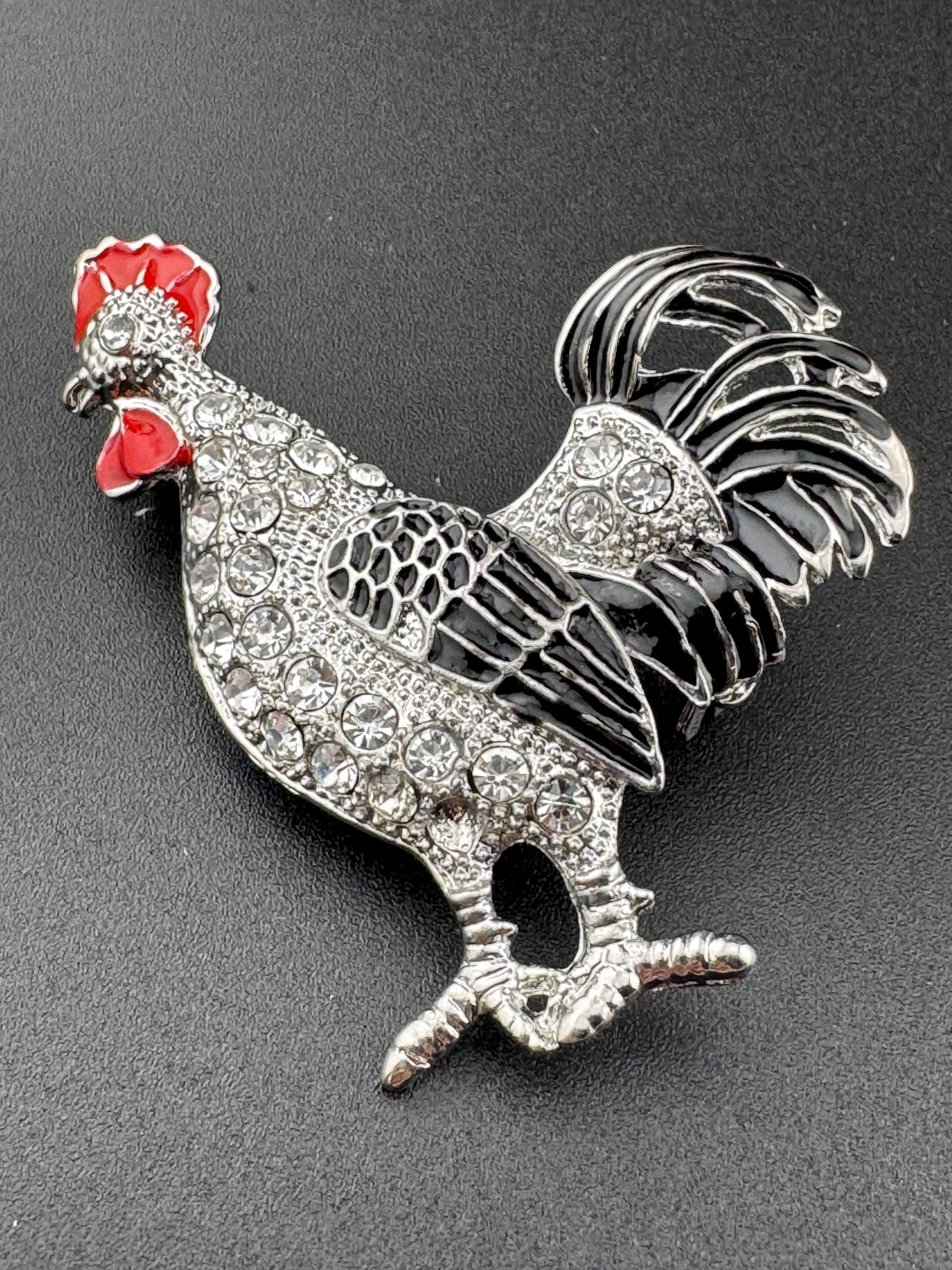 Retro silver tone red black enamel diamanté Cockerel Rooster Chicken brooch with roll clasp