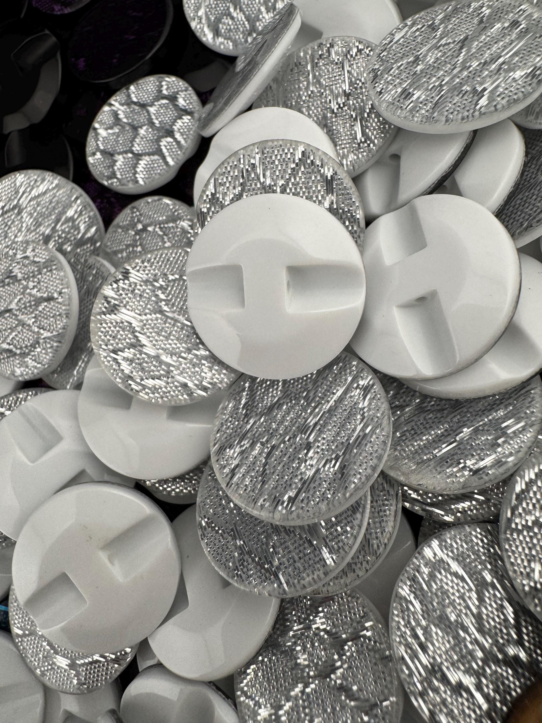 Snake Print Plastic Buttons: 21mm Shimmering Craft Supplies