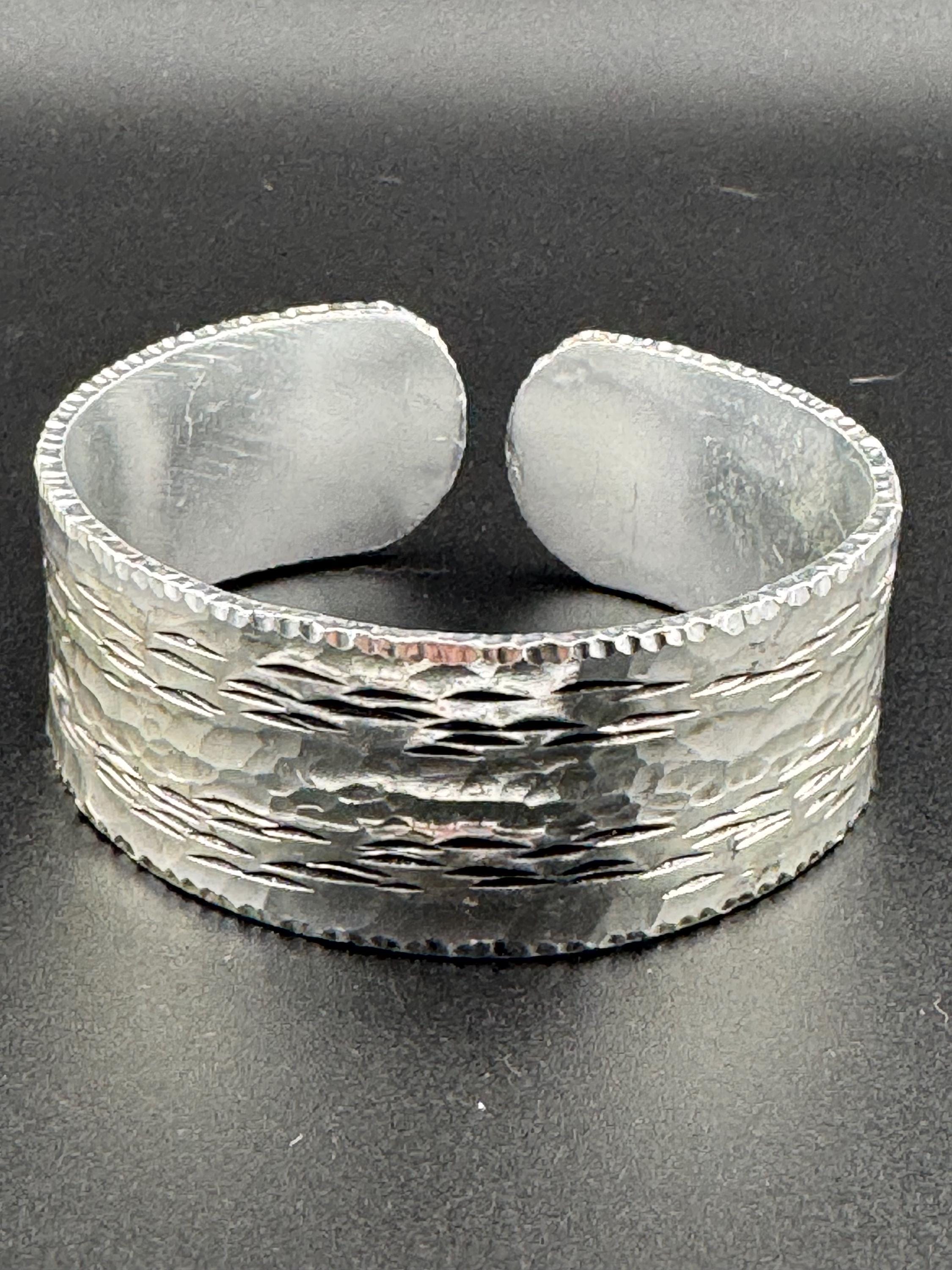 Super Vintage 1970s 2.75cm wide silver-tone  brutalist textured open cuff Bangle bracelet lightweight