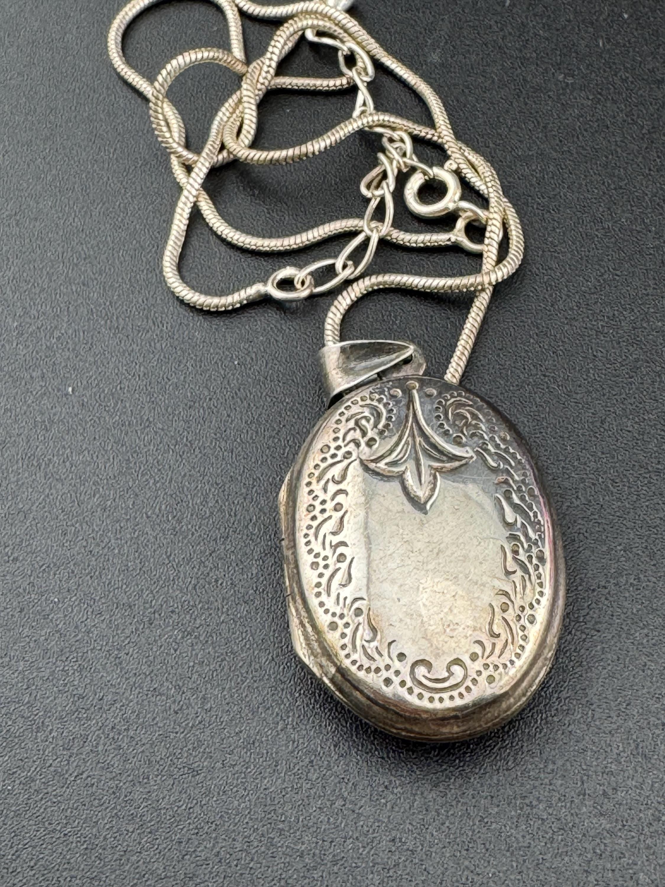 Vintage 925 Sterling Silver Photo Locket Necklace: Engraved Keepsake