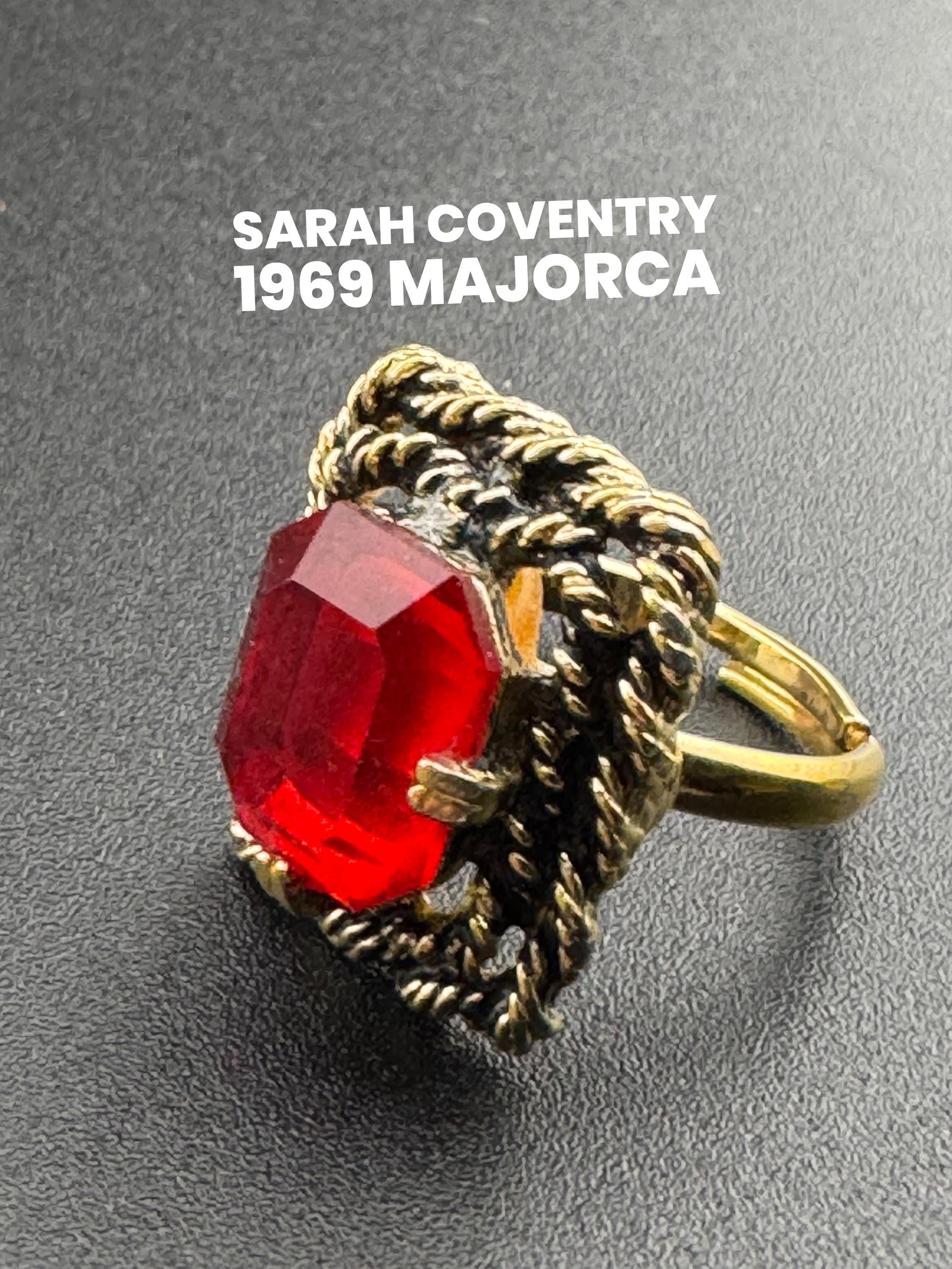 Signed Sarah Coventry 1969 Majorca Red Crystal Cocktail Ring