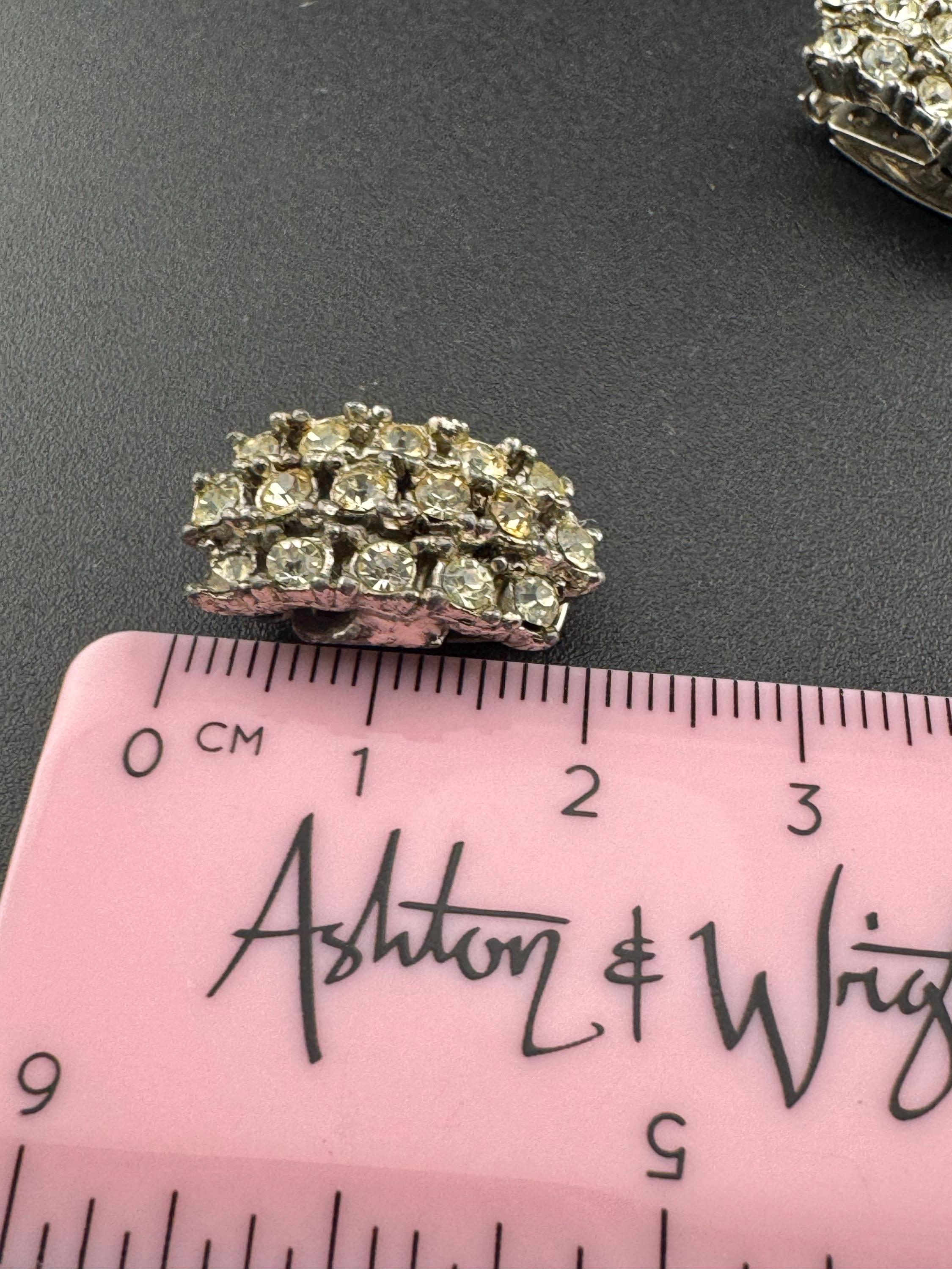 Small dainty signed BLUETTE Made in France Pair of small Diamanté shoe clips French Art Deco Style can be used for dresses too