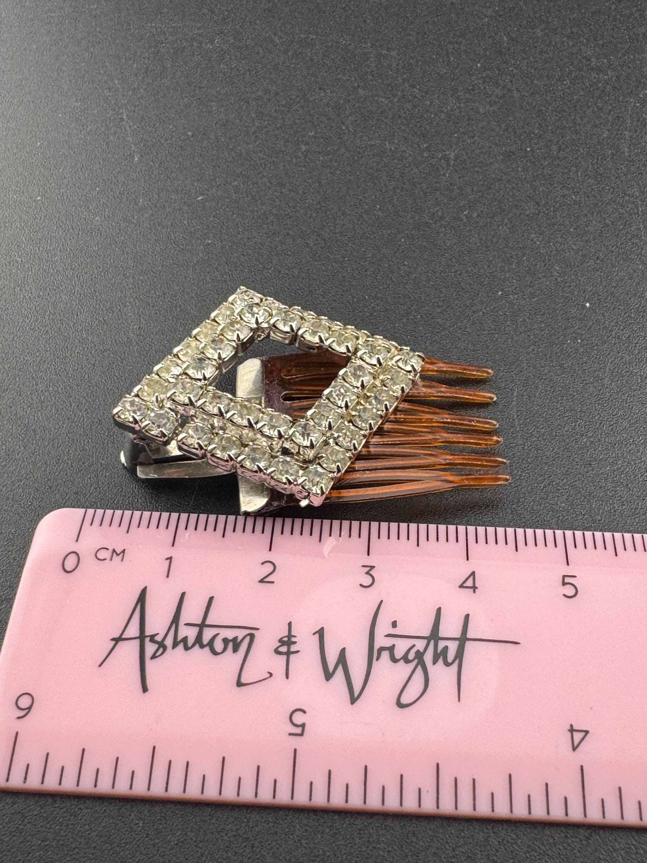 Small vintage Vintage Brown Celluloid  Diamanté Paste Hair comb
