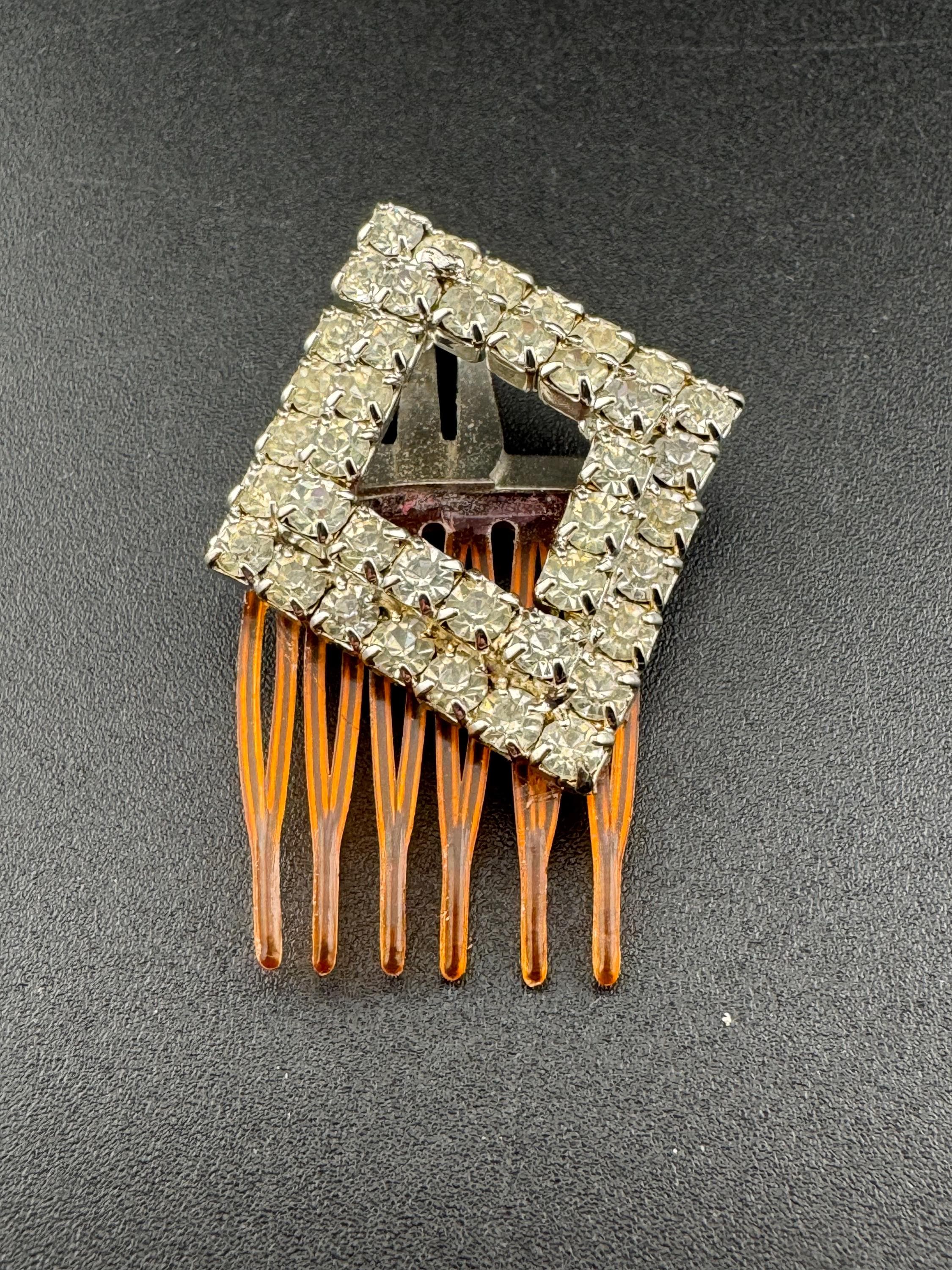 Small vintage Vintage Brown Celluloid  Diamanté Paste Hair comb