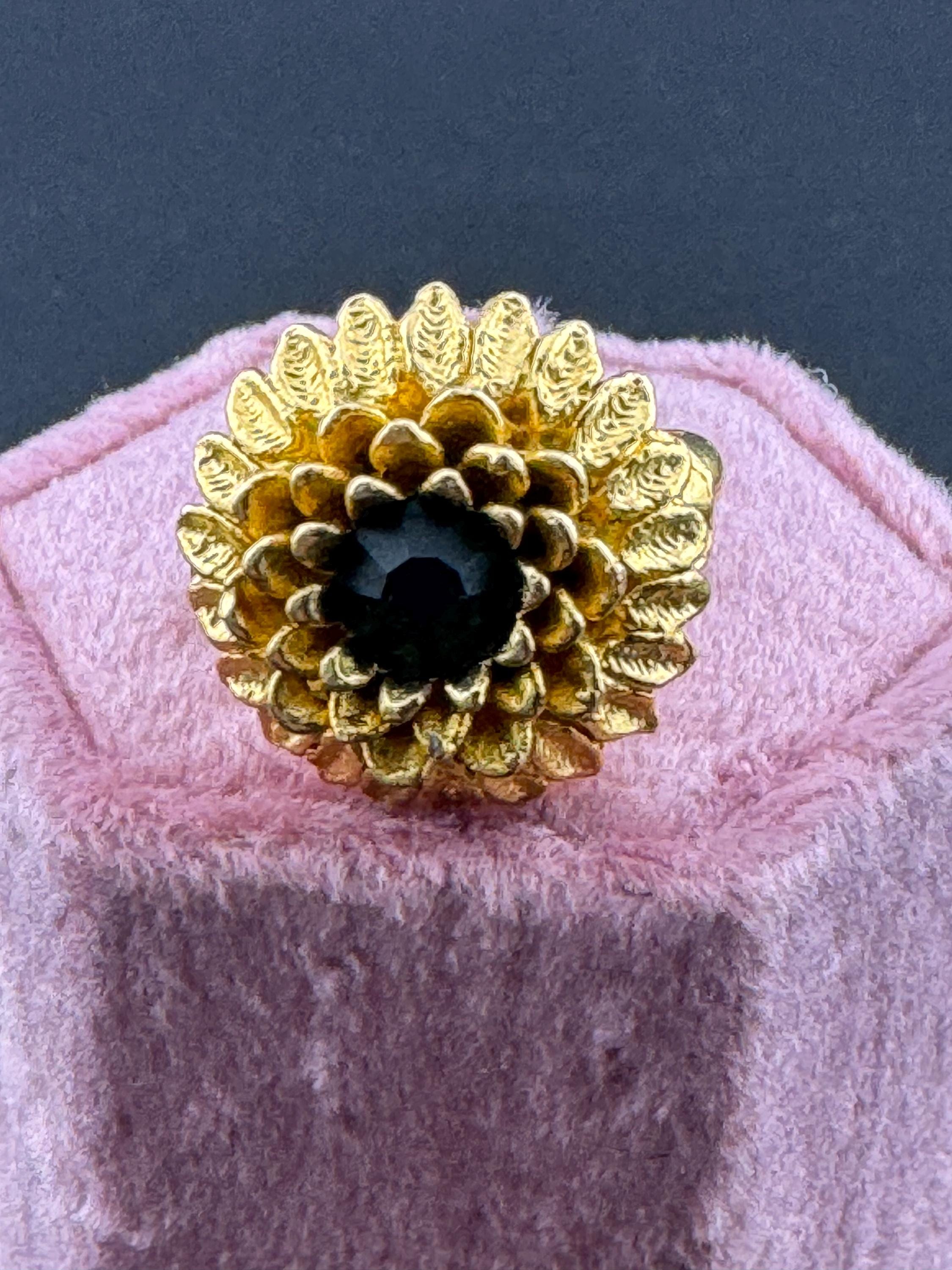 Dark Emerald green glass diamanté vintage cluster dress ring gold tone Adjustable mid century