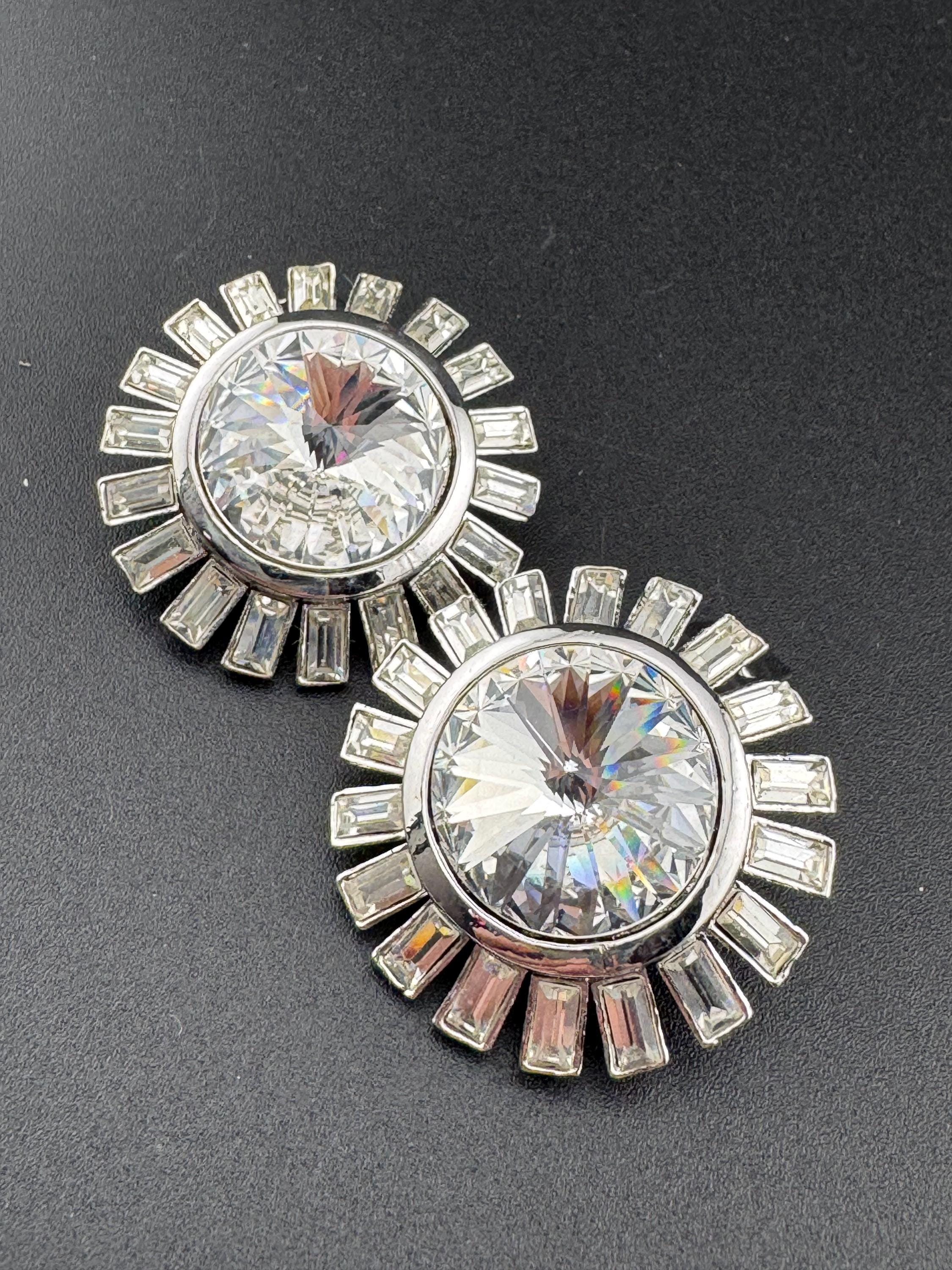vintage Swarovski Rivoli Crystal rhinestone pair of silver tone shoe or dress clip clear Glass diamanté