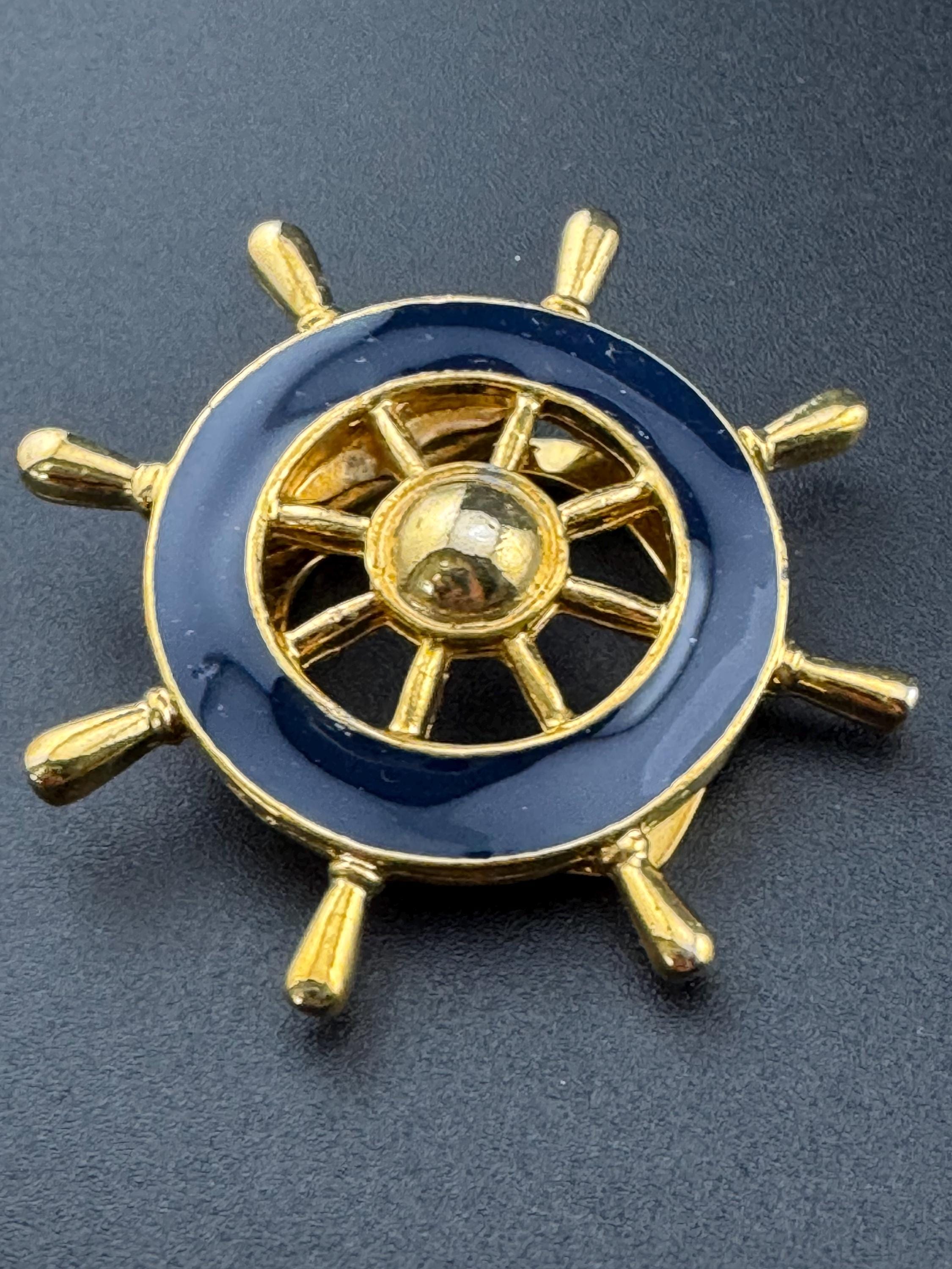 True vintage navy blue enamel gold plated nautical ships wheel Scarf Clip ring old shop stock