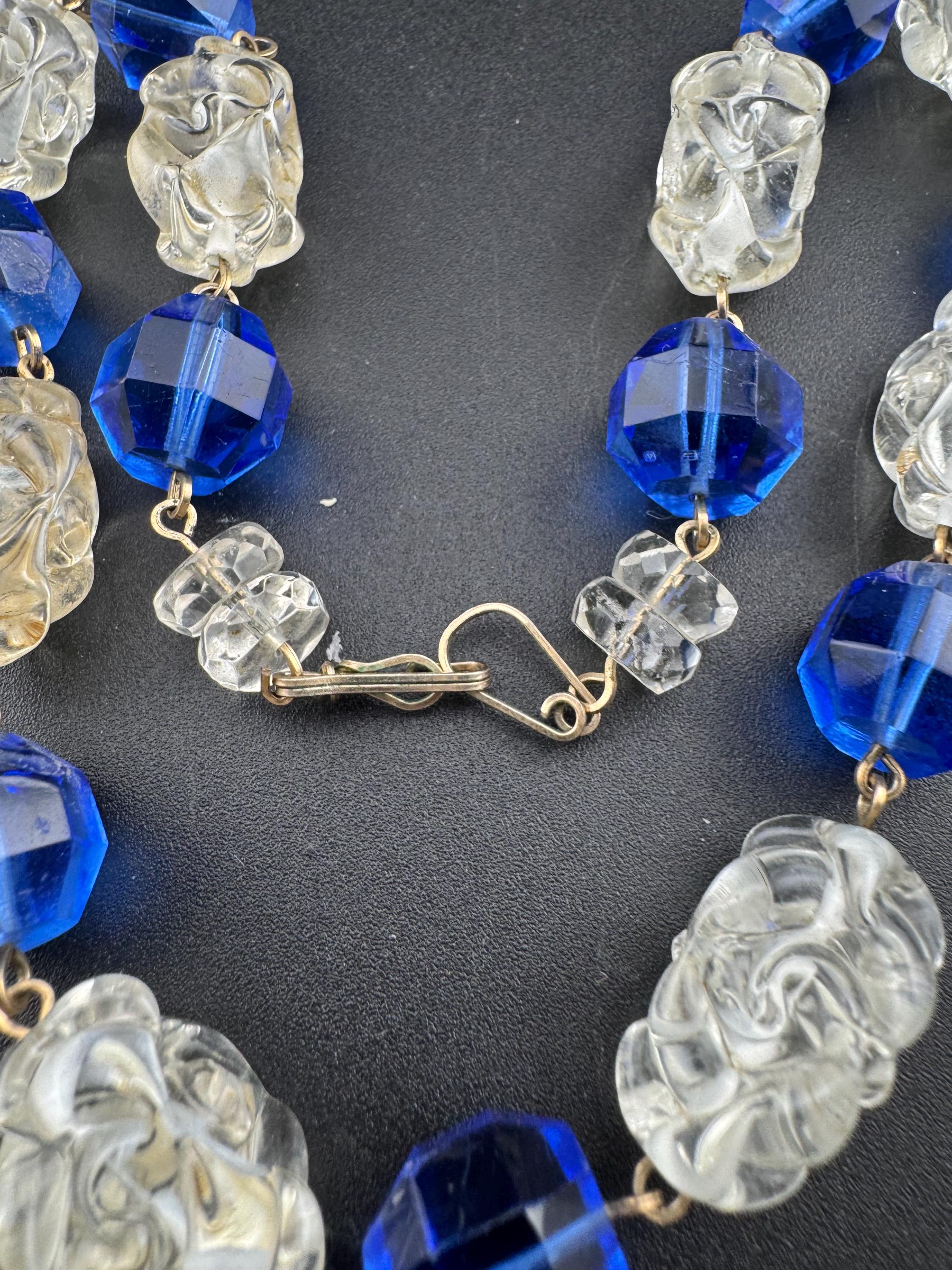 42cm chunky clear and bright blue moulded Czech glass beaded necklace Vintage Art Deco