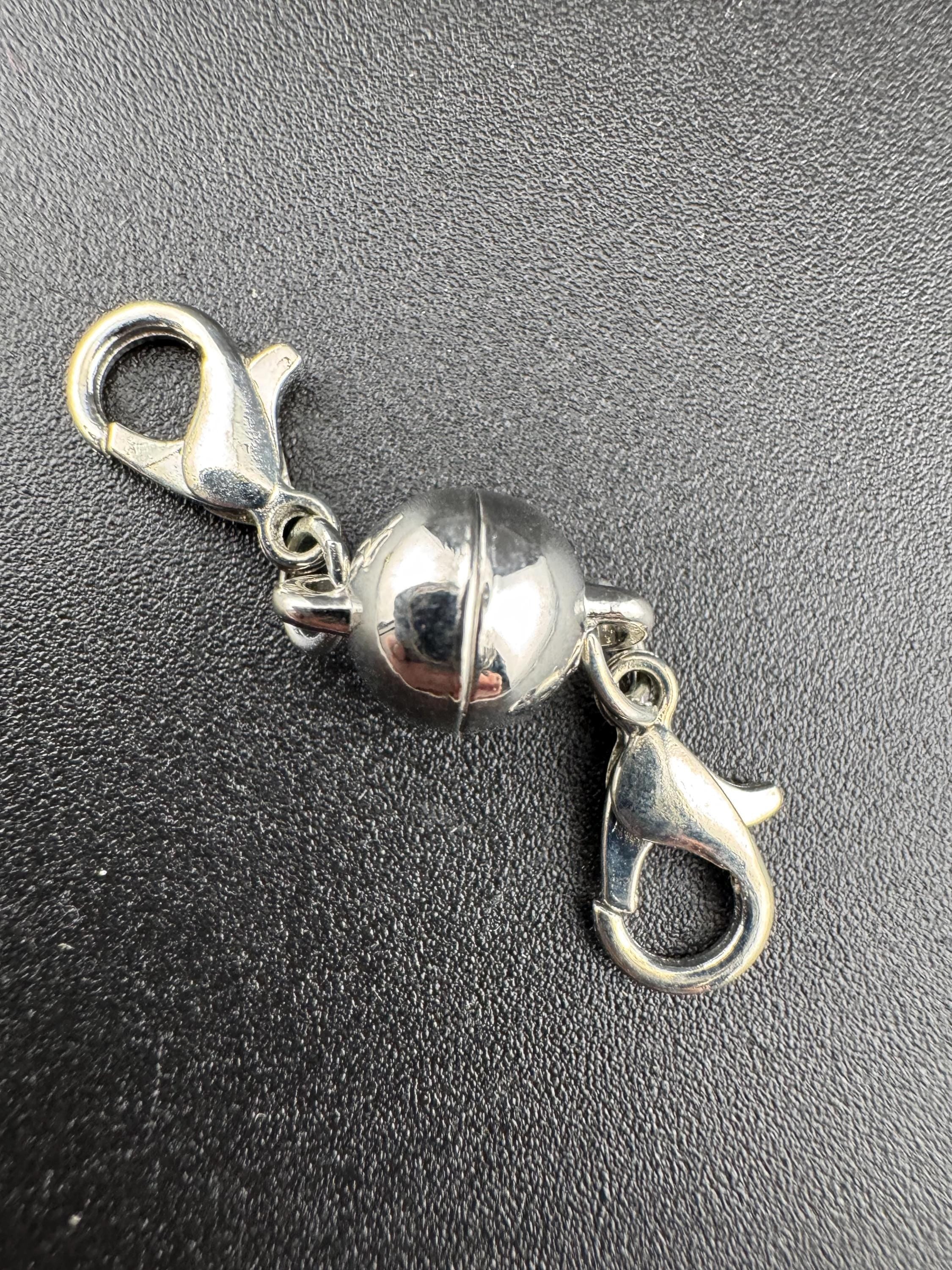 Magnetic Necklace Clasp Converter: Gold or Silver Tone, Easy Fastening