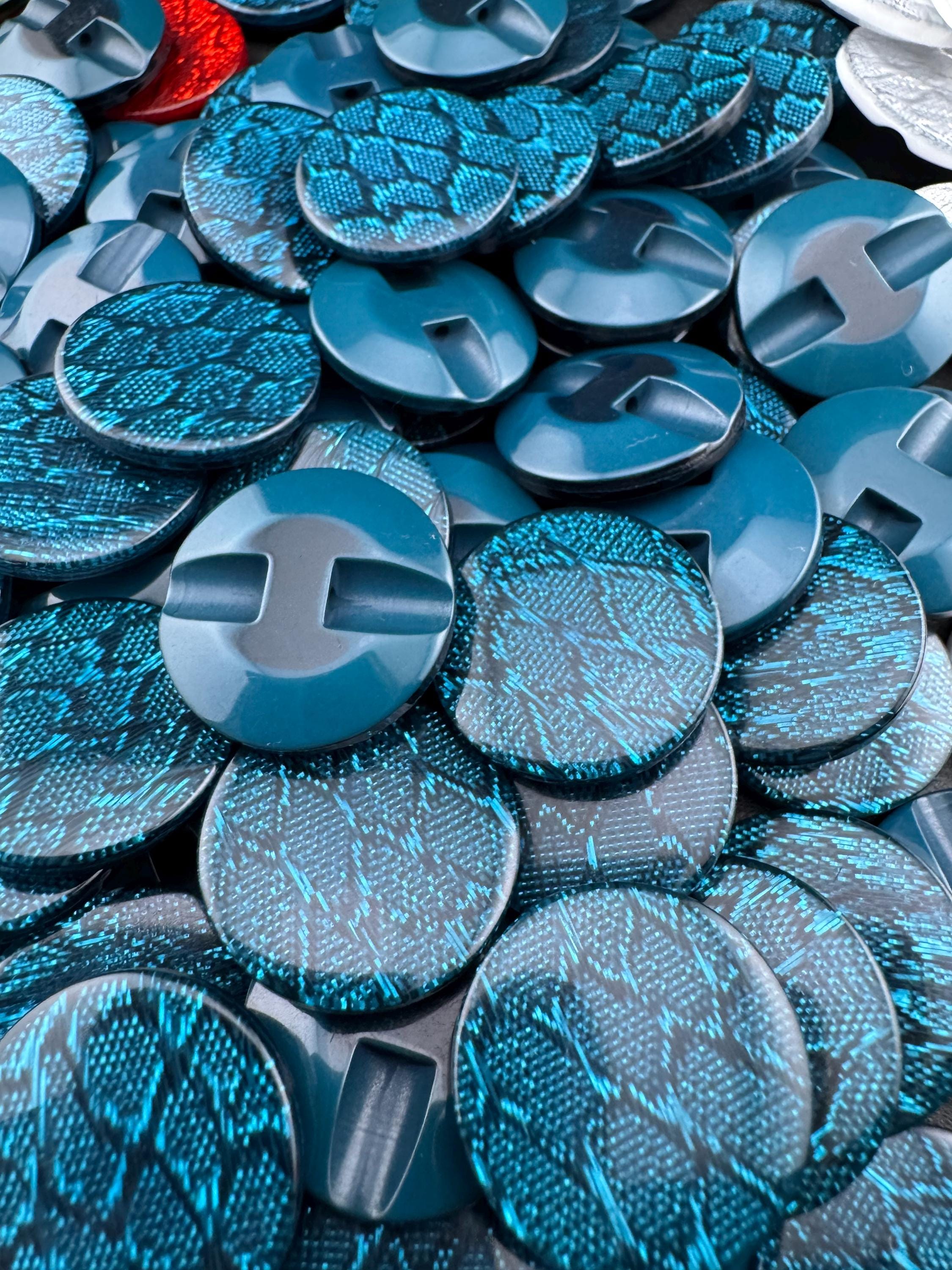 Snake Print Plastic Buttons: 21mm Shimmering Craft Supplies