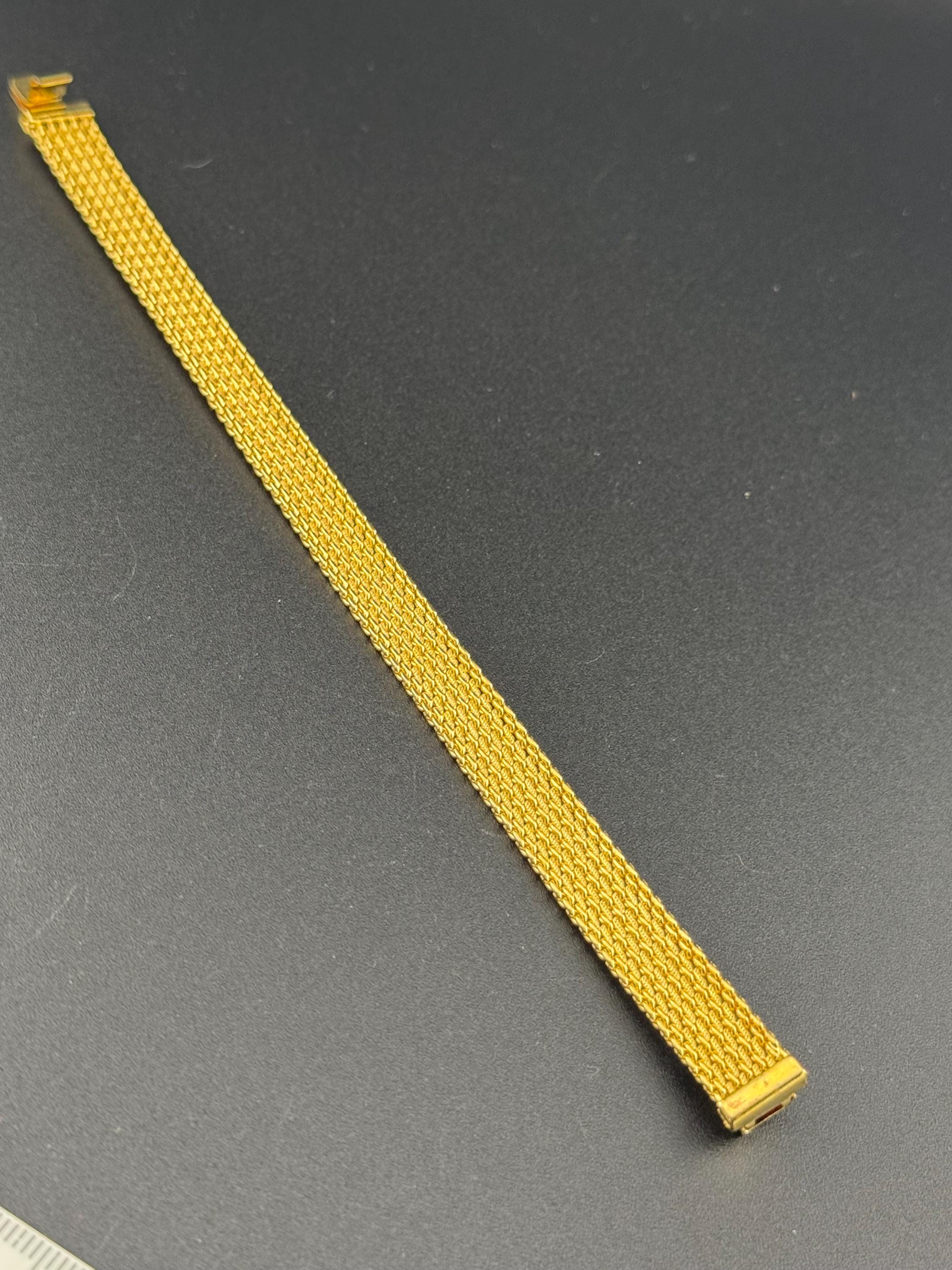 Vintage gold plated modernist slim flat textured mesh bangle bracelet 19cm x 1cm