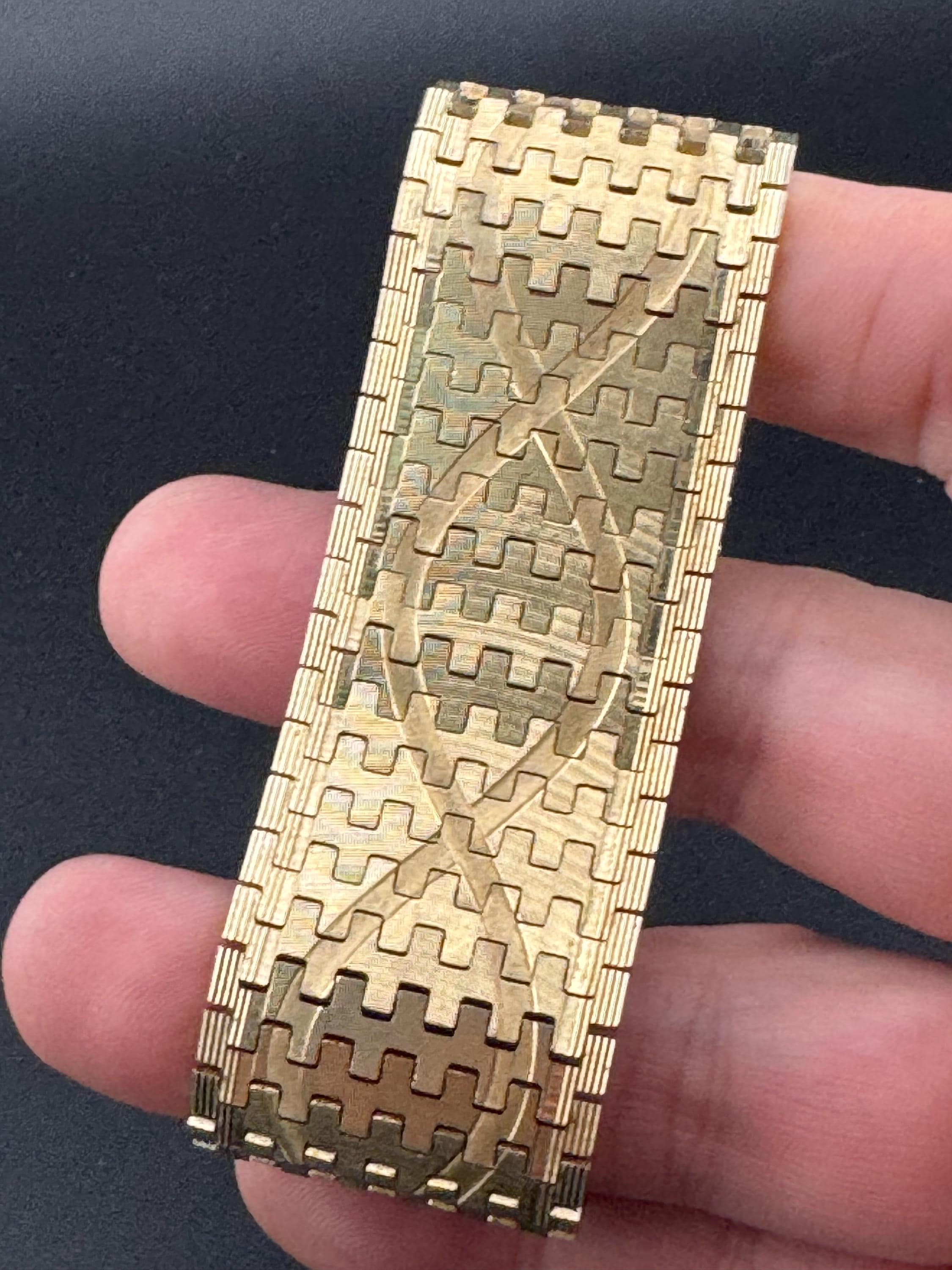 1970s articulated flat stamped Italy plaque gold plated cuff wrap bracelet 18.5cm long x 26mm Italian good condition