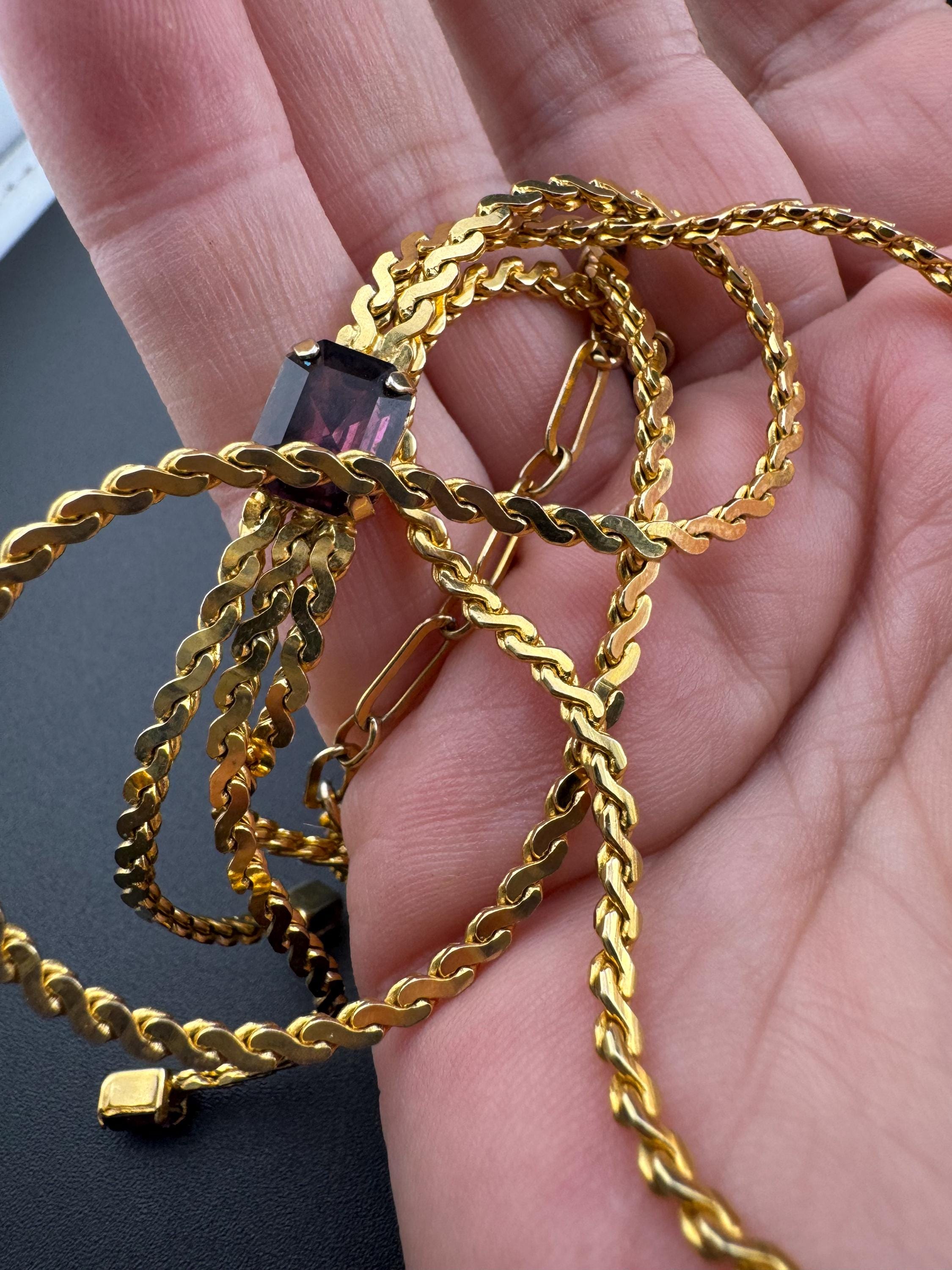 Vintage pristine 1970s gold plated amethyst crystal serpentine chain lariat negligee drop necklace