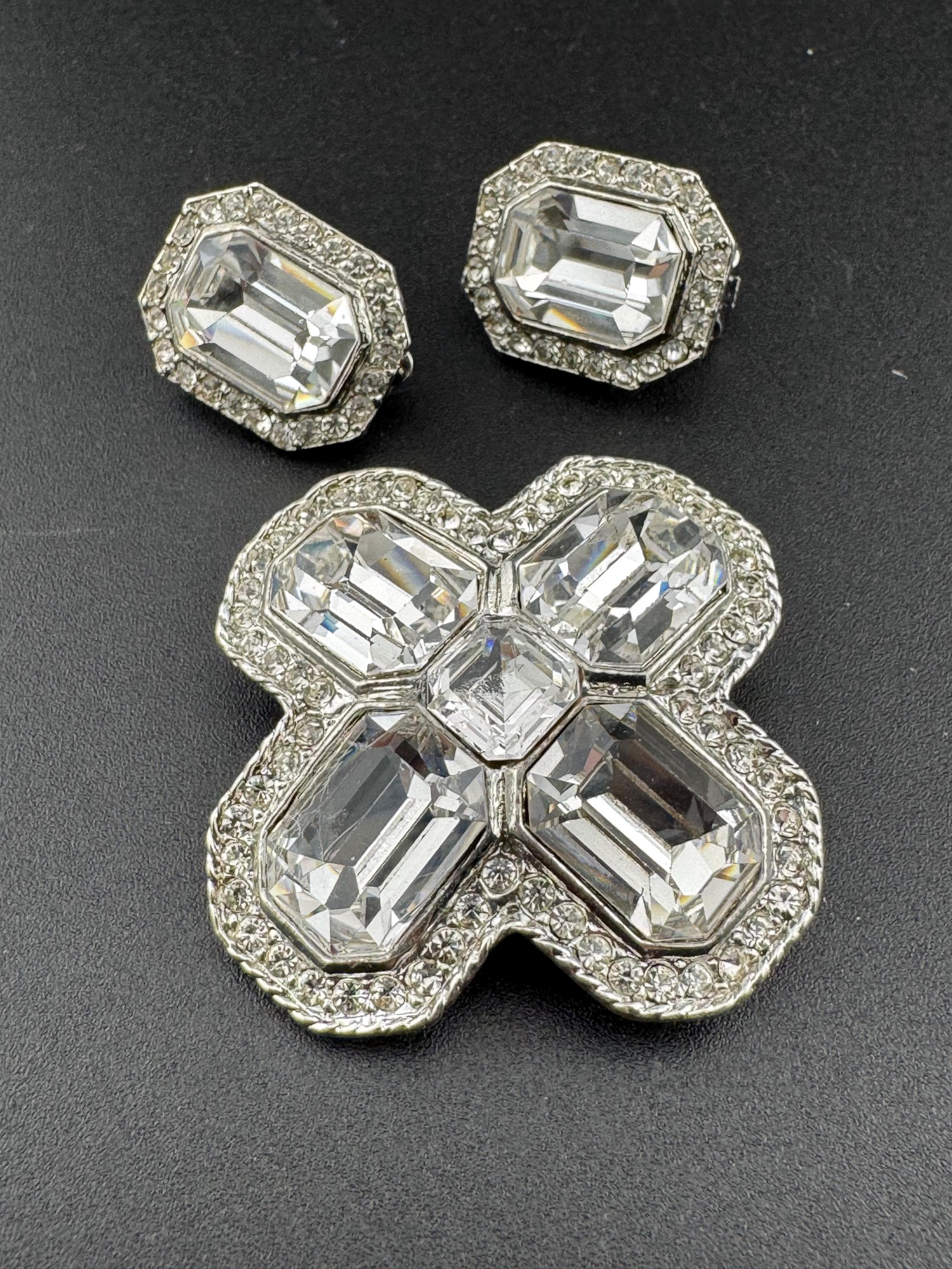 Vintage 1980s Swarovski silver tone crystal set clear diamanté octagonal clip on earrings with matching cross brooch