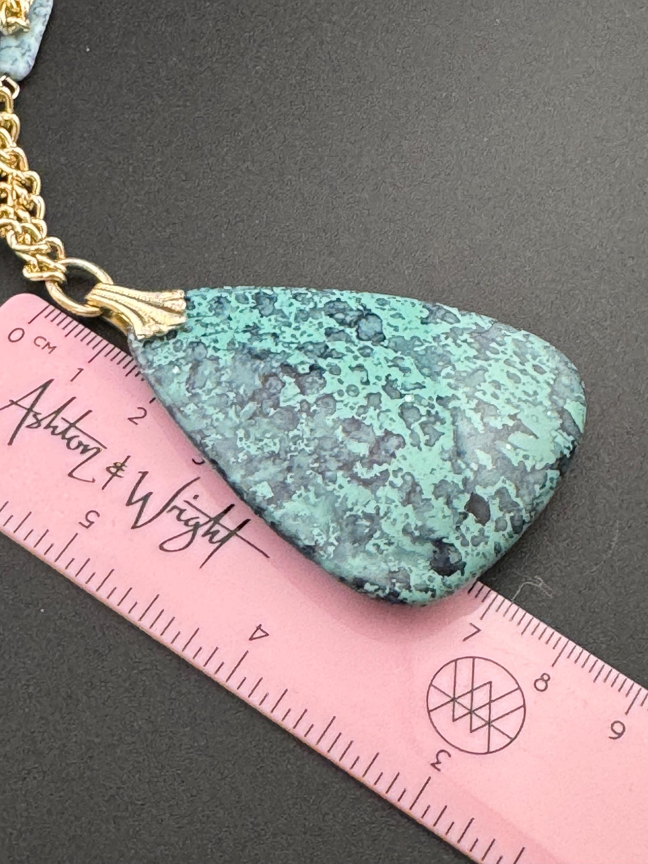 Vintage gold tone chain link bright blue green marbled plastic medallion pendant necklace 60s