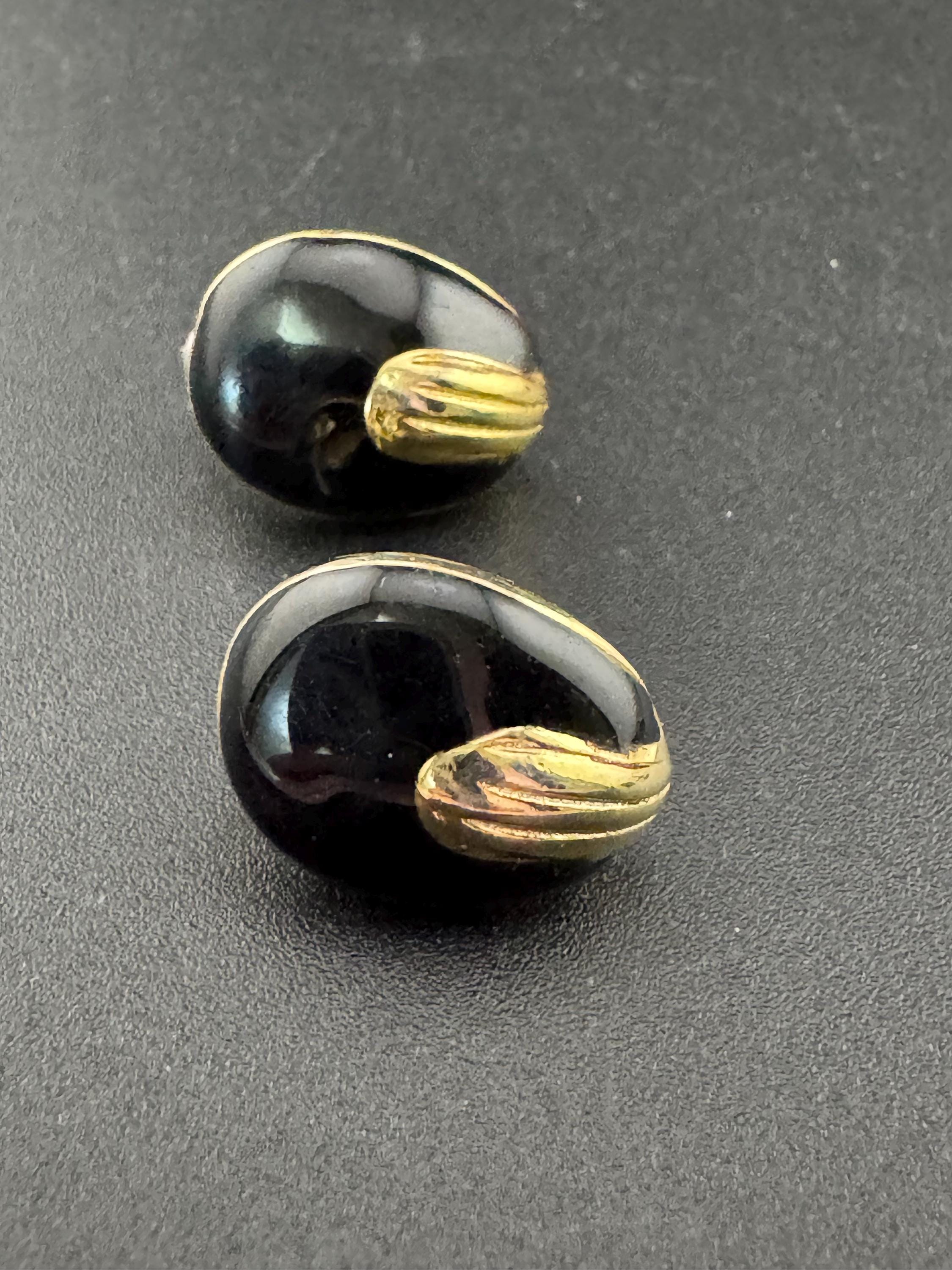 Vintage Gold tone Black enamel pair teardrop oval shaped stud earrings pierced, statement power dress 80s 90s