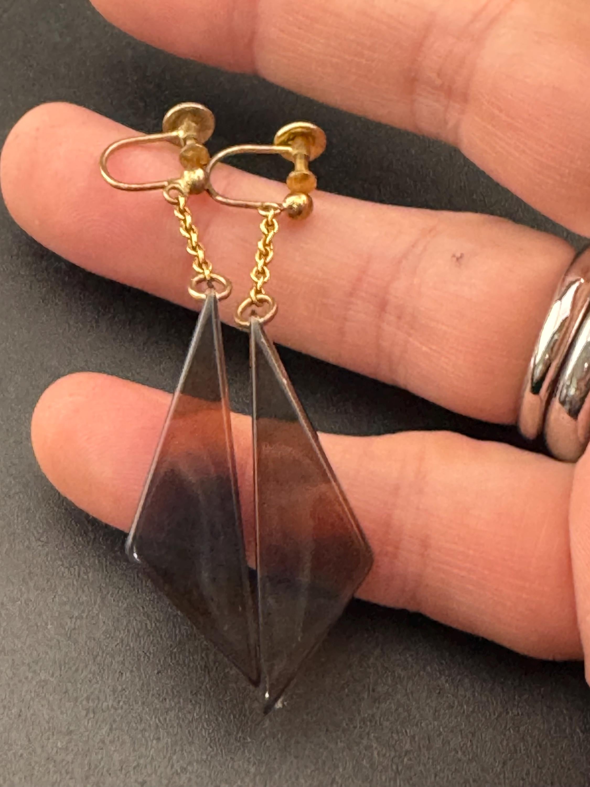 Stamped silver gilt metal faux tortoiseshell triangular long drop gold tone clip on screw back earrings