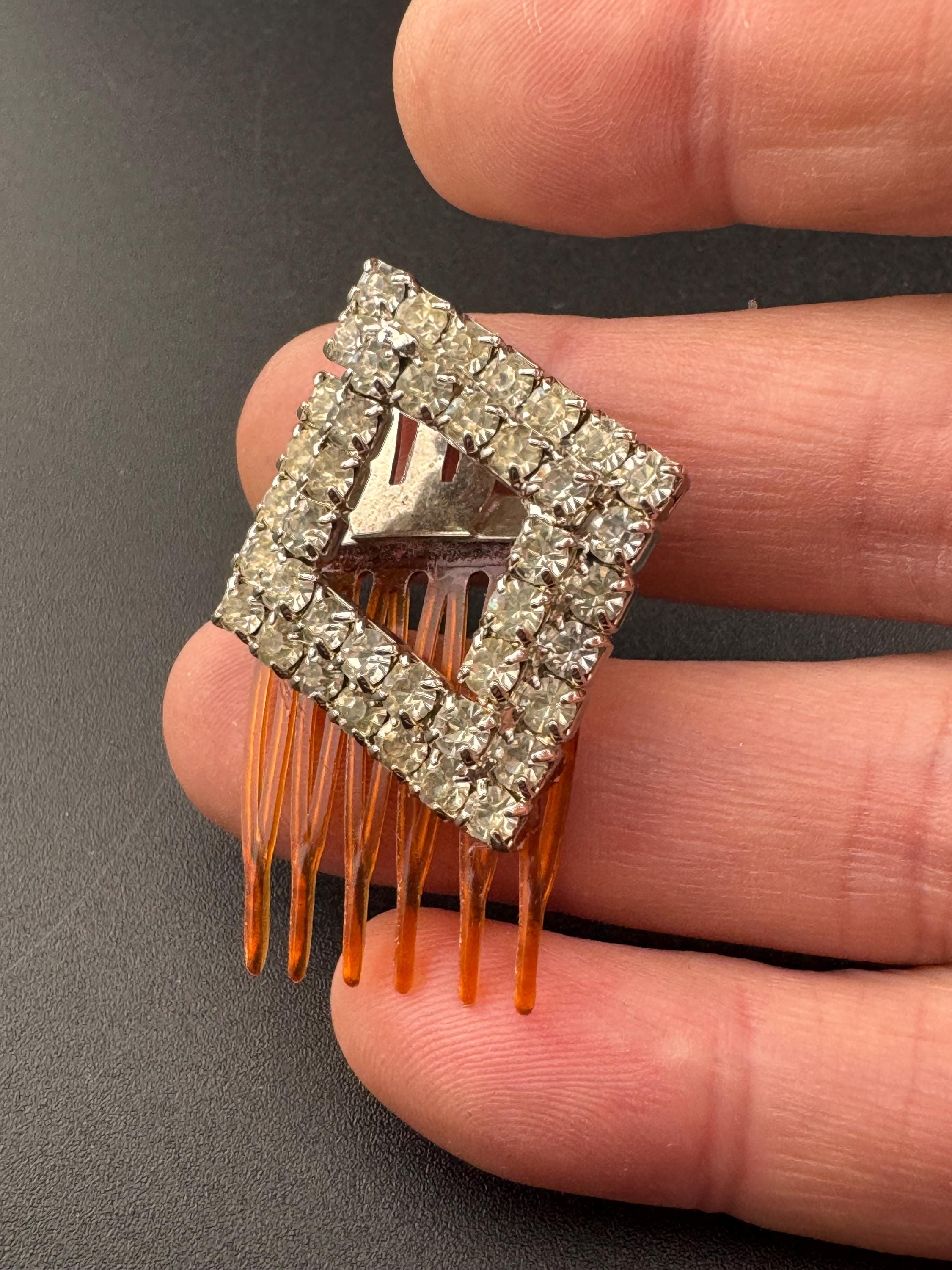 Small vintage Vintage Brown Celluloid  Diamanté Paste Hair comb