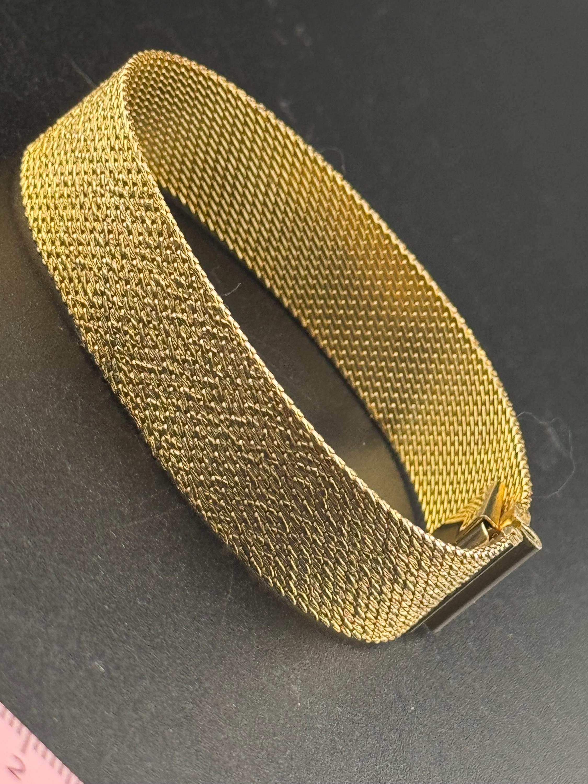 Vintage gold plated modernist slim flat textured mesh bangle bracelet 19cm x 18mm