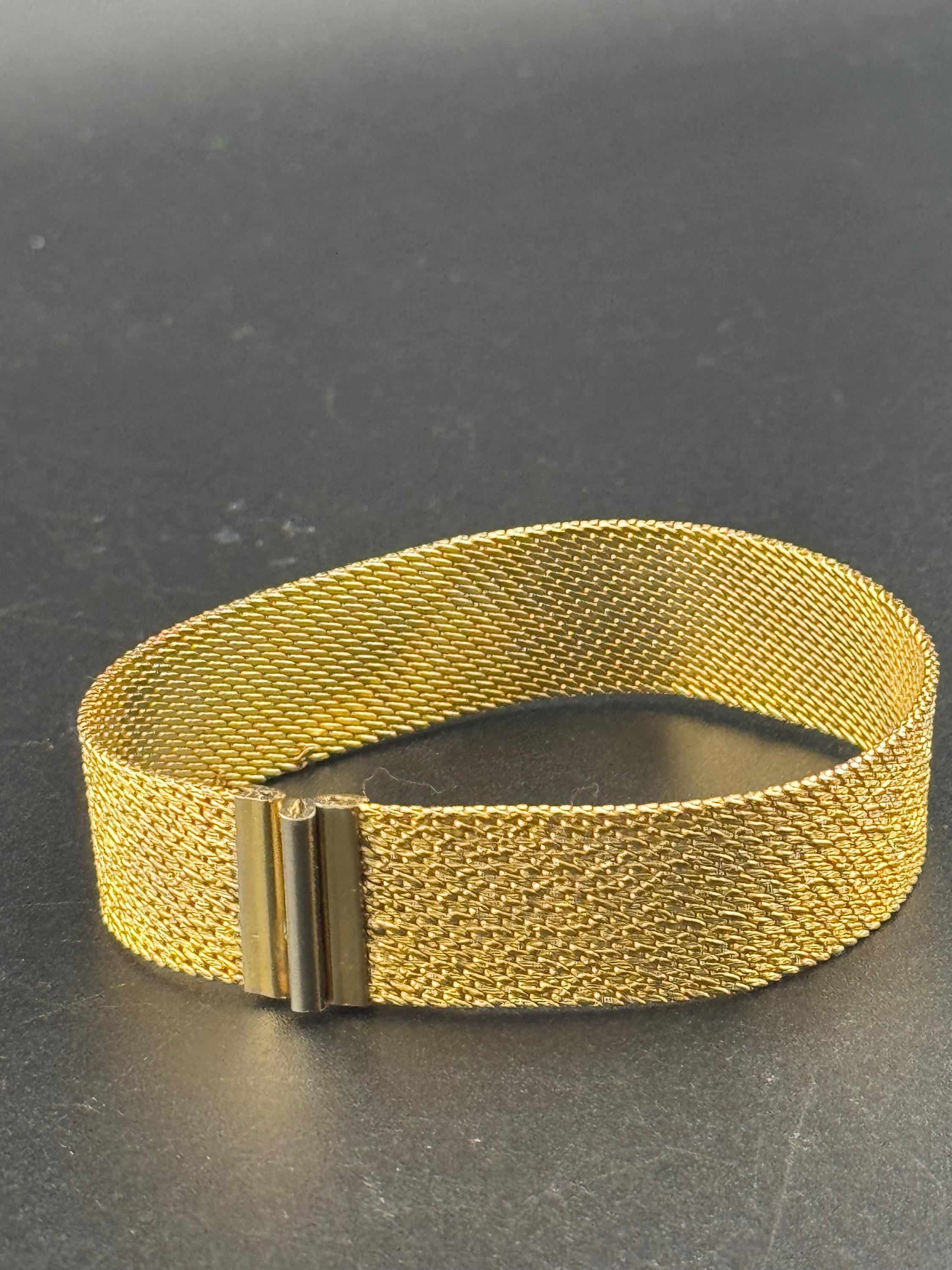 Vintage gold plated modernist slim flat textured mesh bangle bracelet 19cm x 18mm