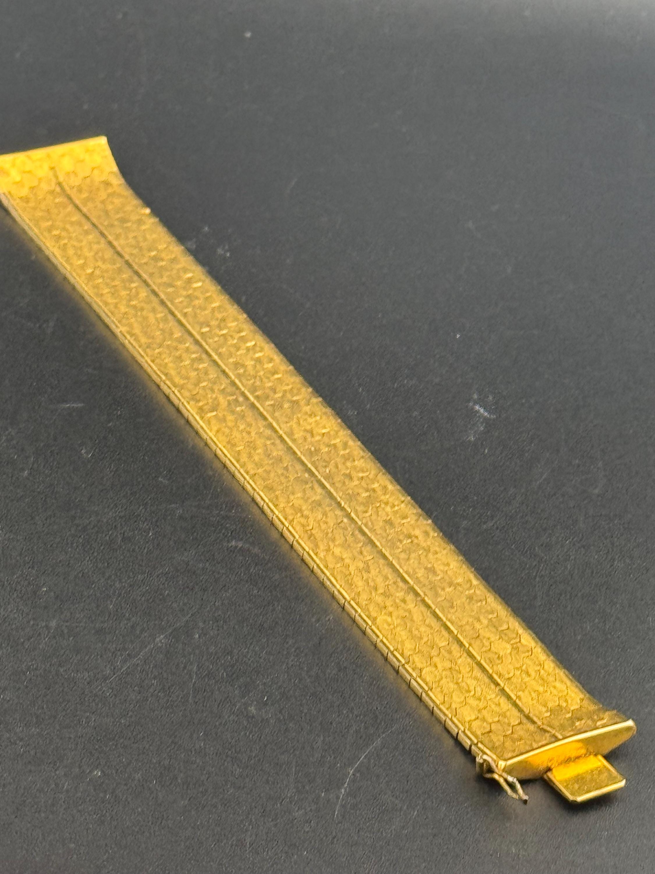 1970s articulated flat 18k gold plated cuff wrap bracelet 20cm long x 28mm wide Italian style