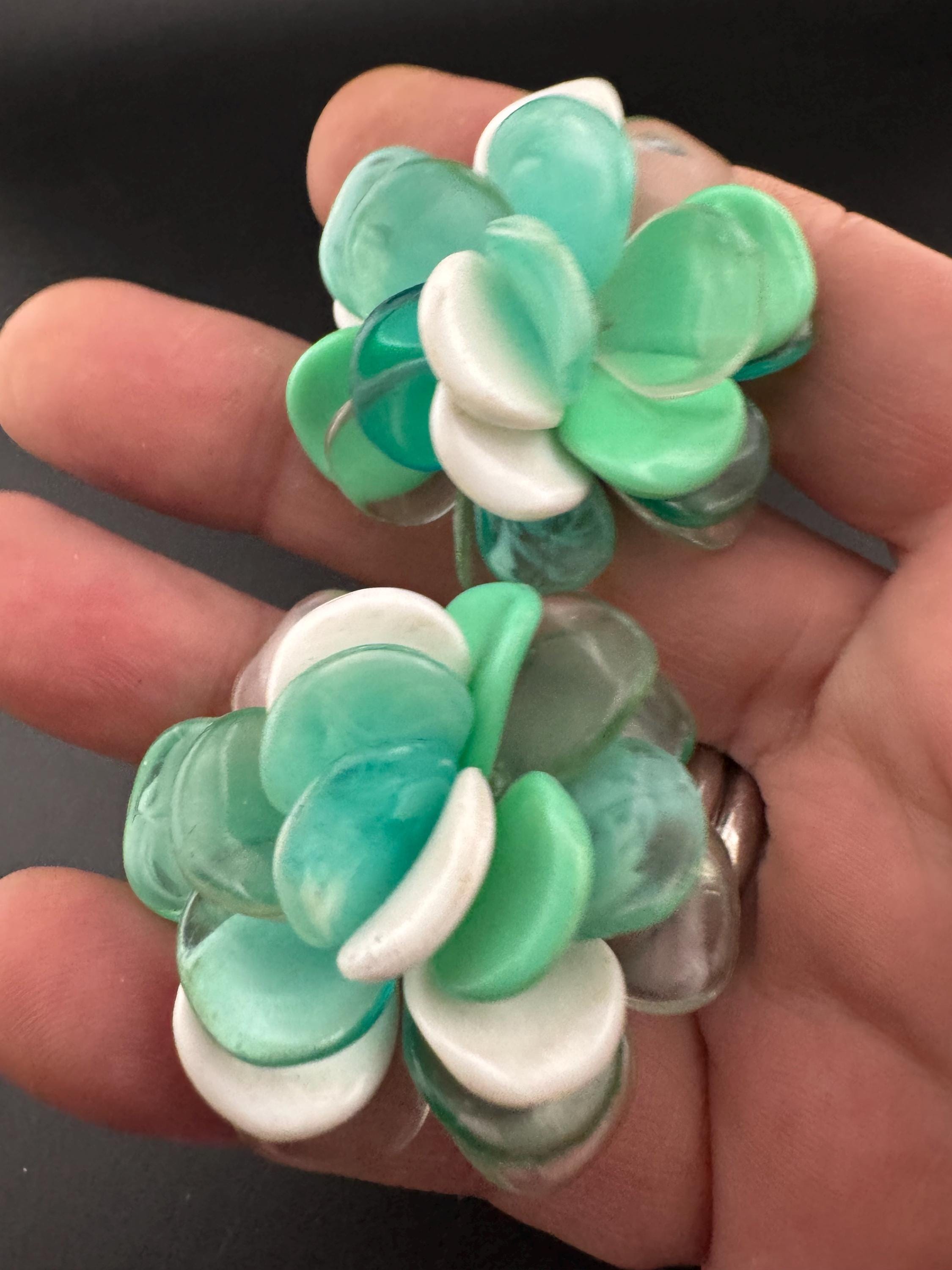 Oversized 4cm floral turquoise blue green white plastic big clip on stud earrings 1980s