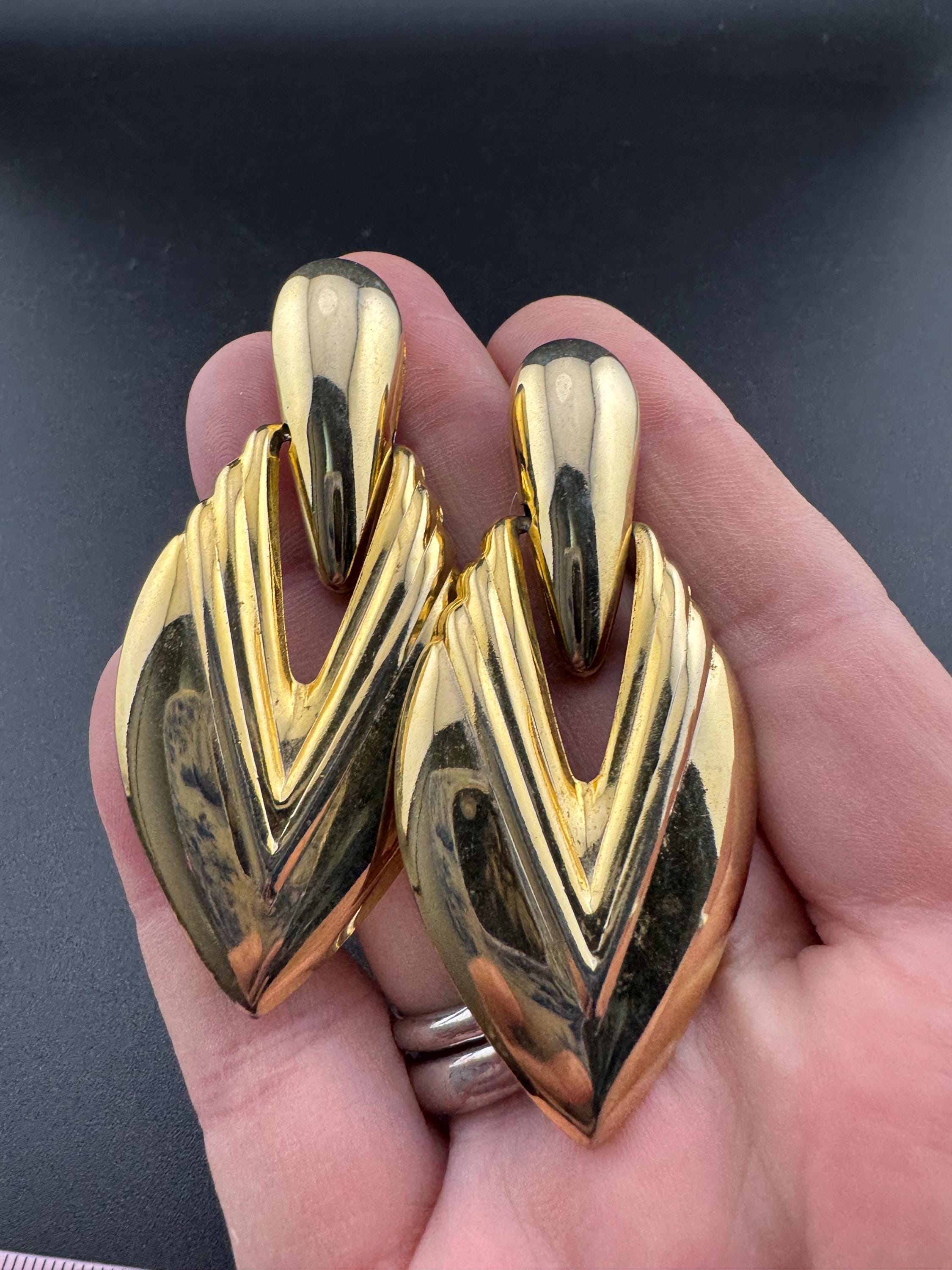 Retro 80s style gold tone door knocker drop stud earrings pierced
