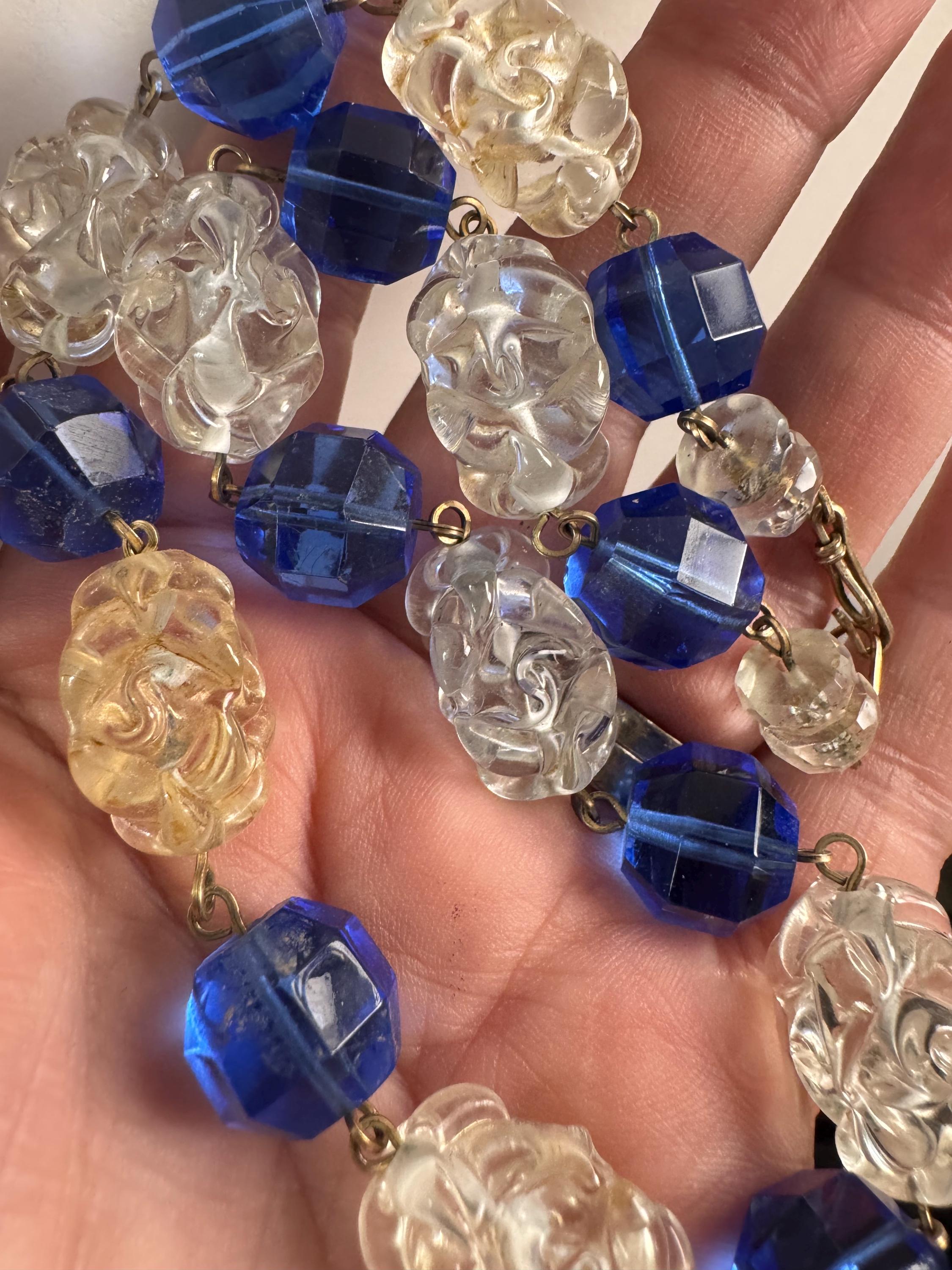 42cm chunky clear and bright blue moulded Czech glass beaded necklace Vintage Art Deco