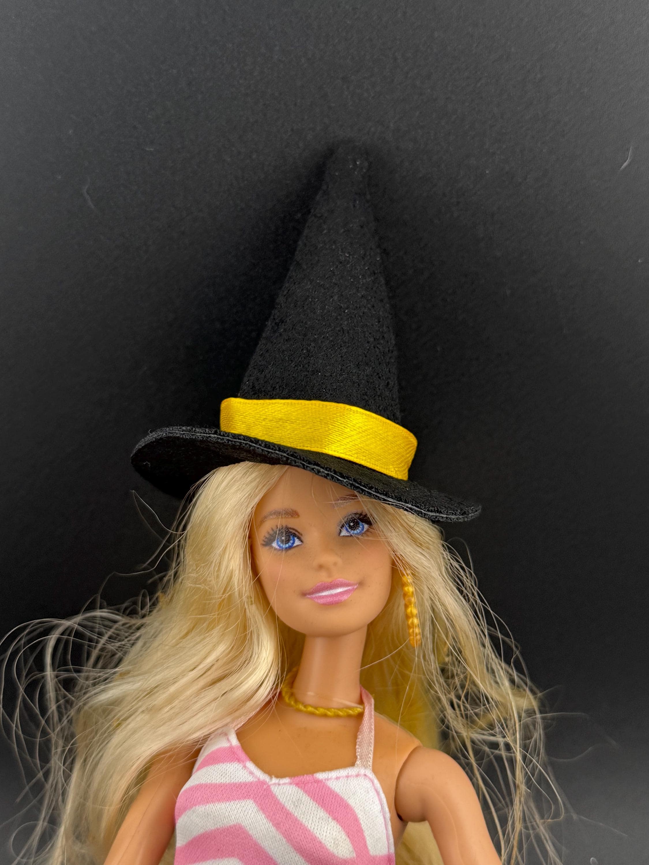 Miniature black felt witches hat Halloween cake topper decoration scenery dolls