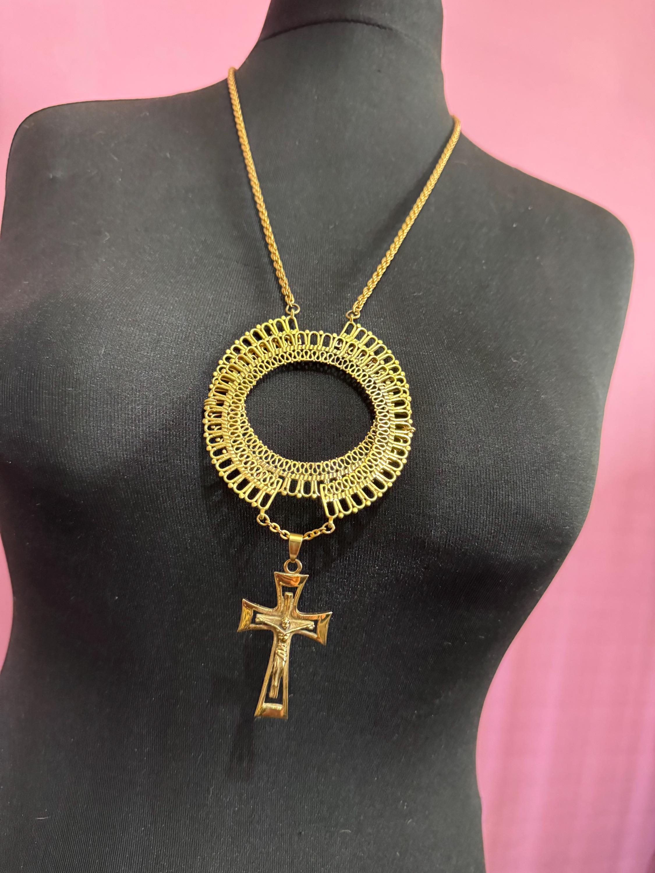 Oversized statement Retro gold tone religious cross  pendant on a 66cm rope chain