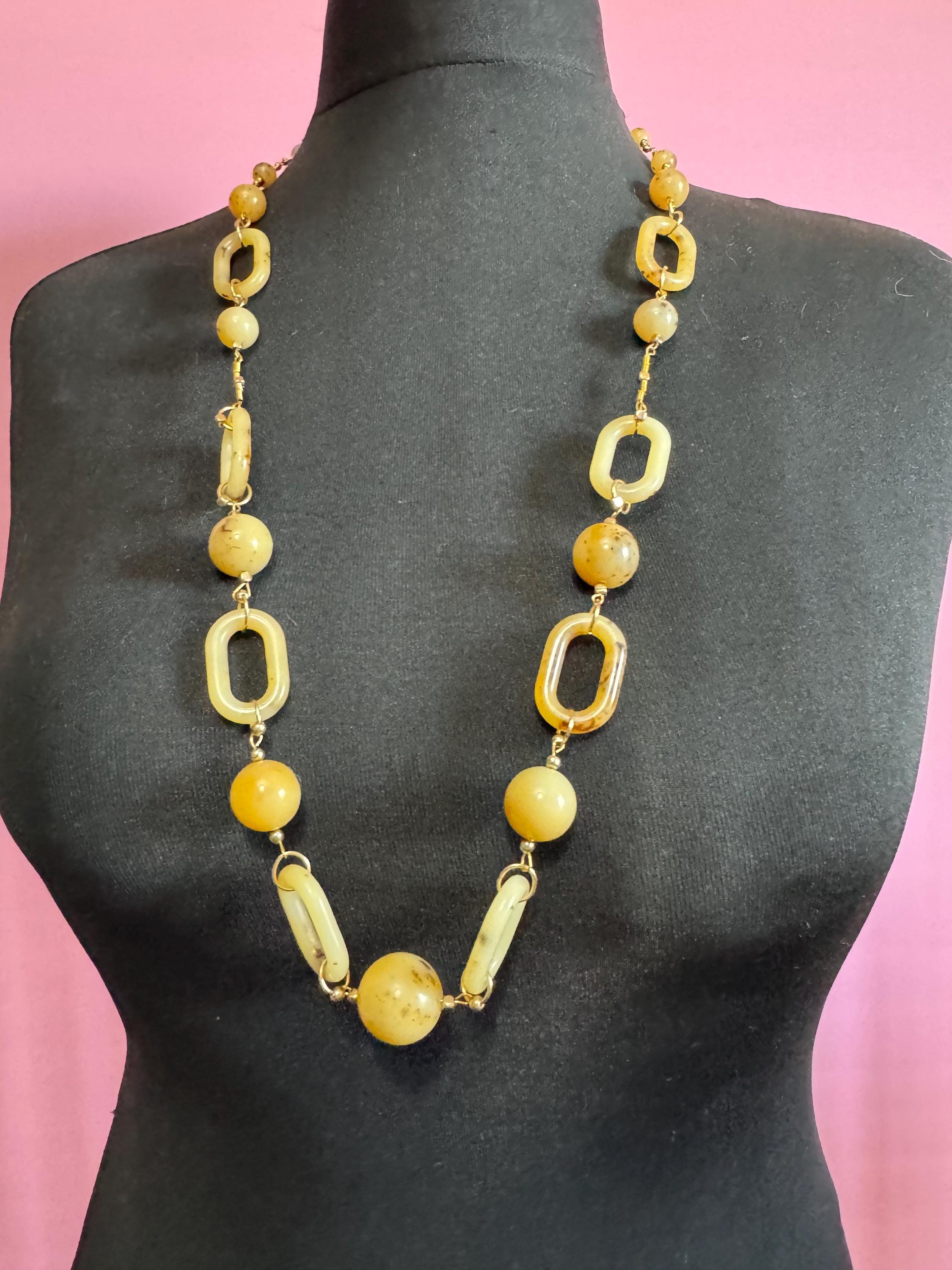 Retro stylish Italian signed brown beige chunky plastic oversized ball beaded acrylic chain link station necklace