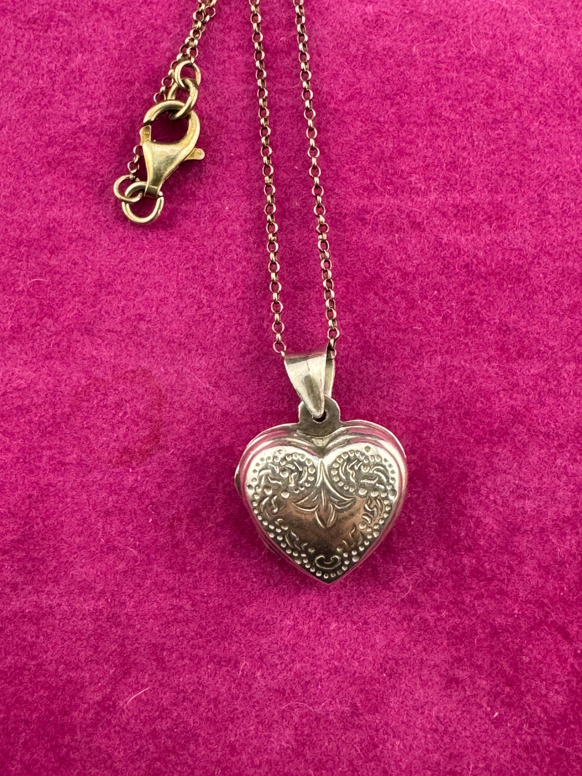 Vintage small heart silver photo Locket with engraved design, memorial keepsake stamped on a 925 silver chain