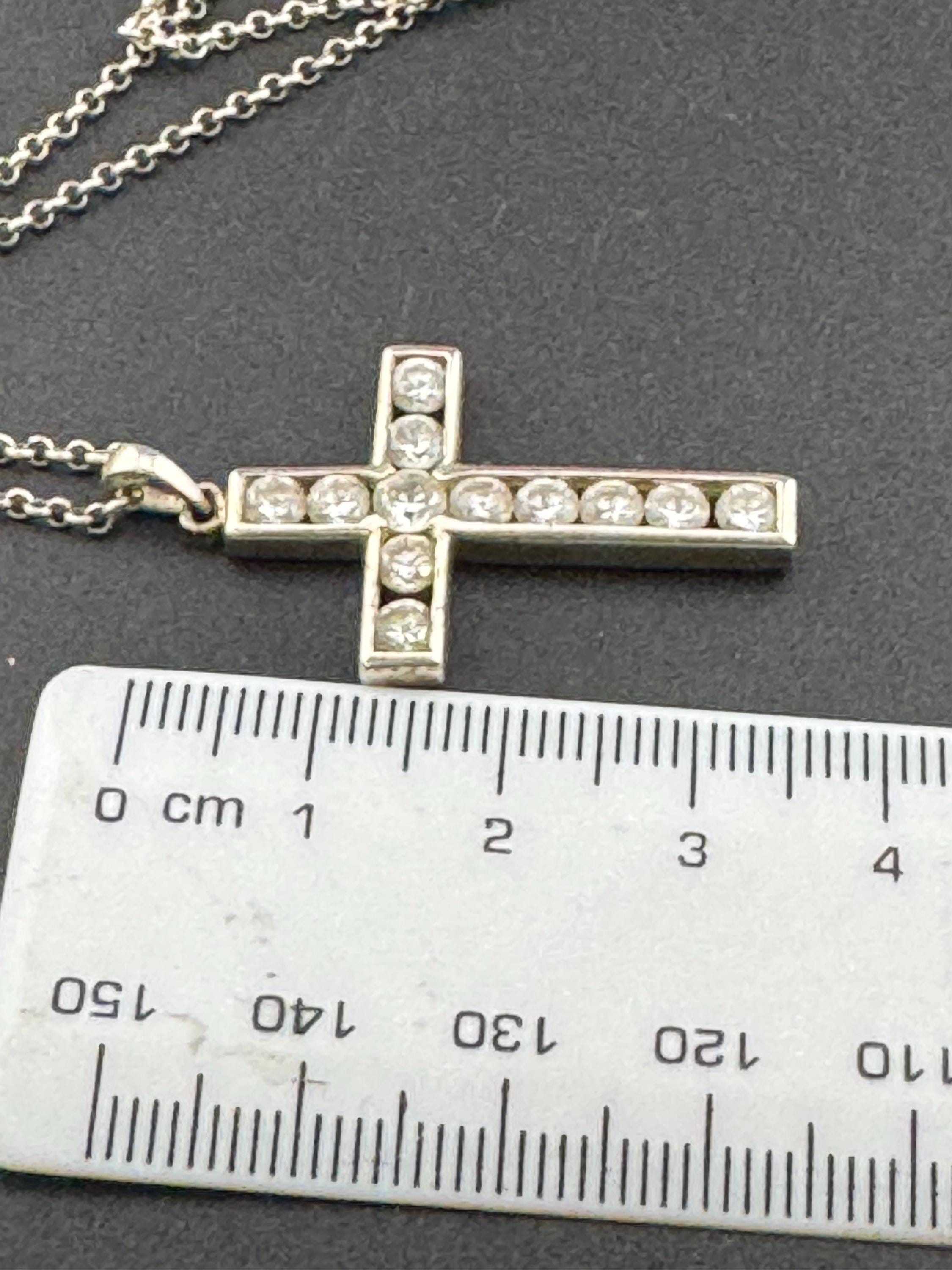 925 Sterling silver religious clear diamanté gem set cross pendant necklace on a 46 cm chain