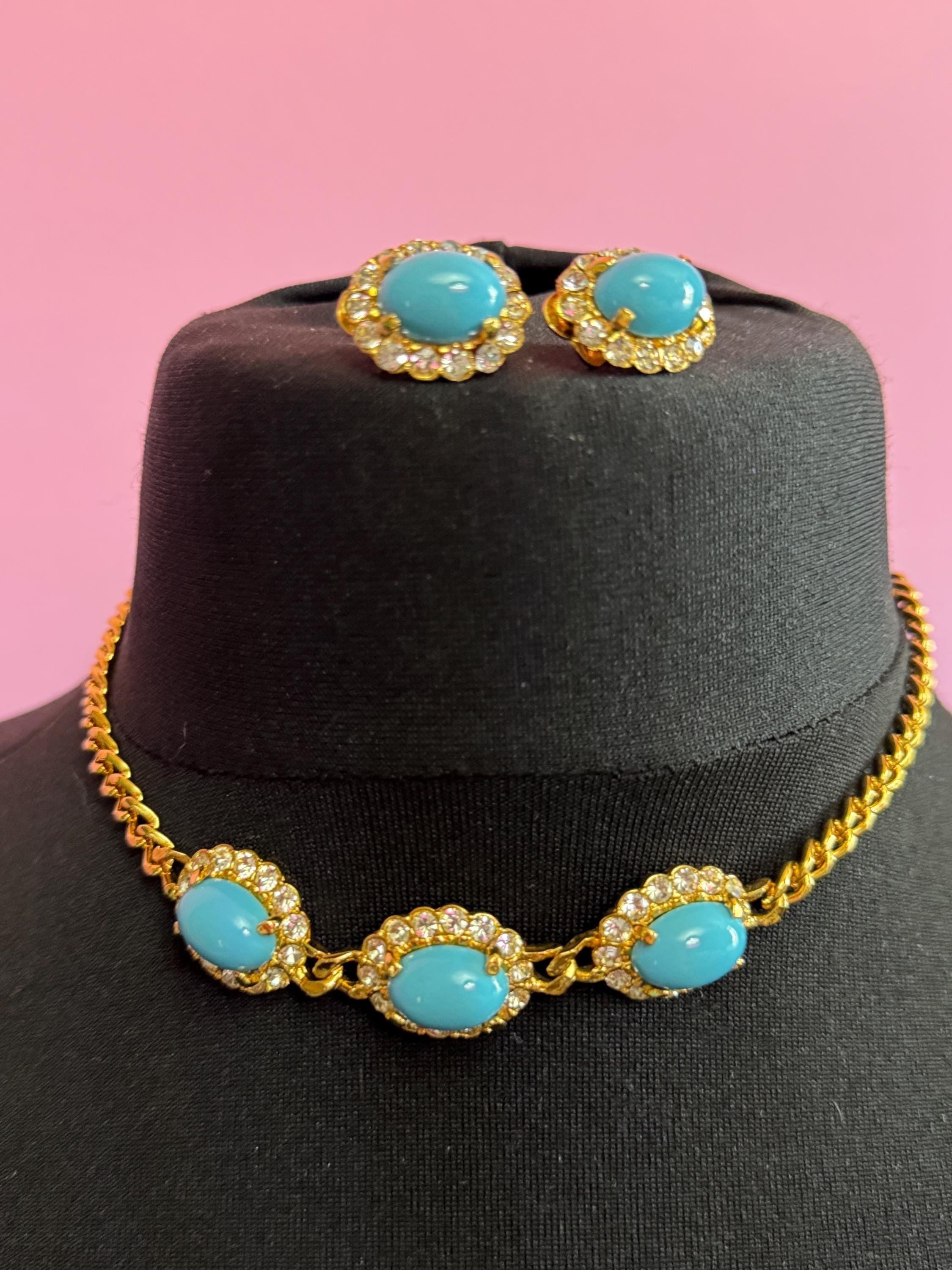 Vintage turquoise cabochon & clear Swarovski crystal oval detailed gold tone necklace and clip on earrings jewellery set