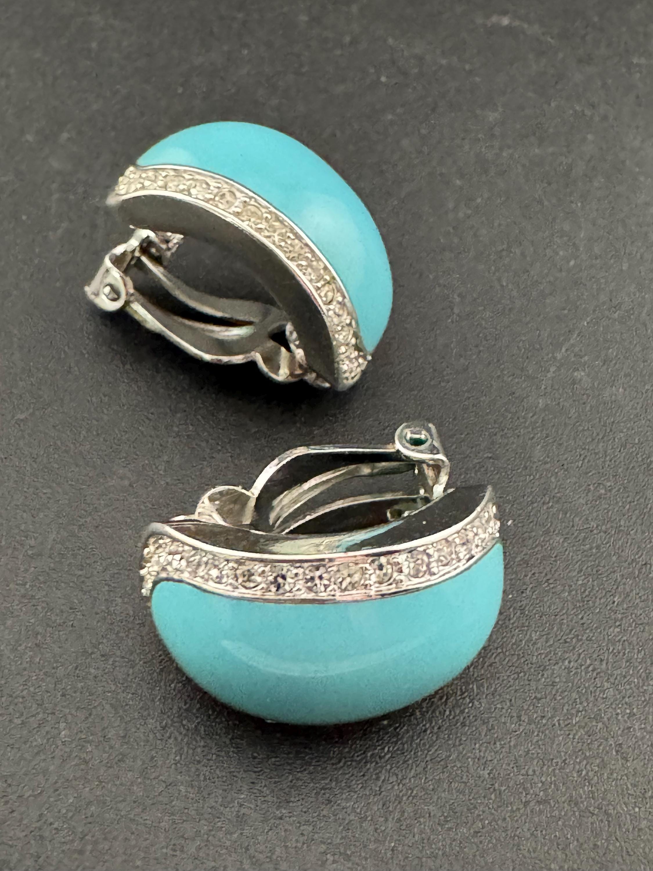 2cm clear and turquoise blue enamel crystal half hoop clip on earrings 1980s, vintage