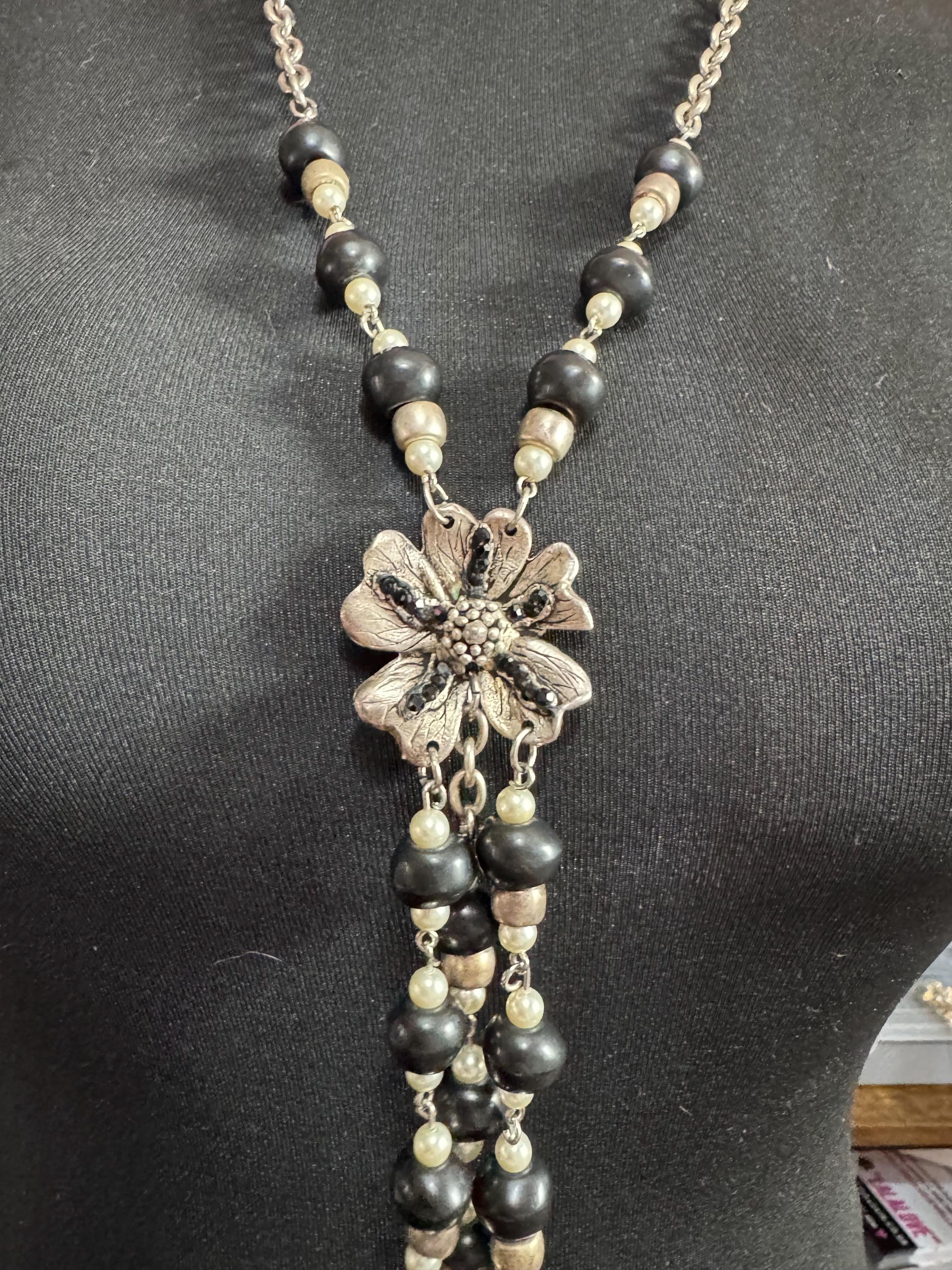 Vintage Paris Jacky de G designer silver metal black beaded floral long tassel pendant necklace