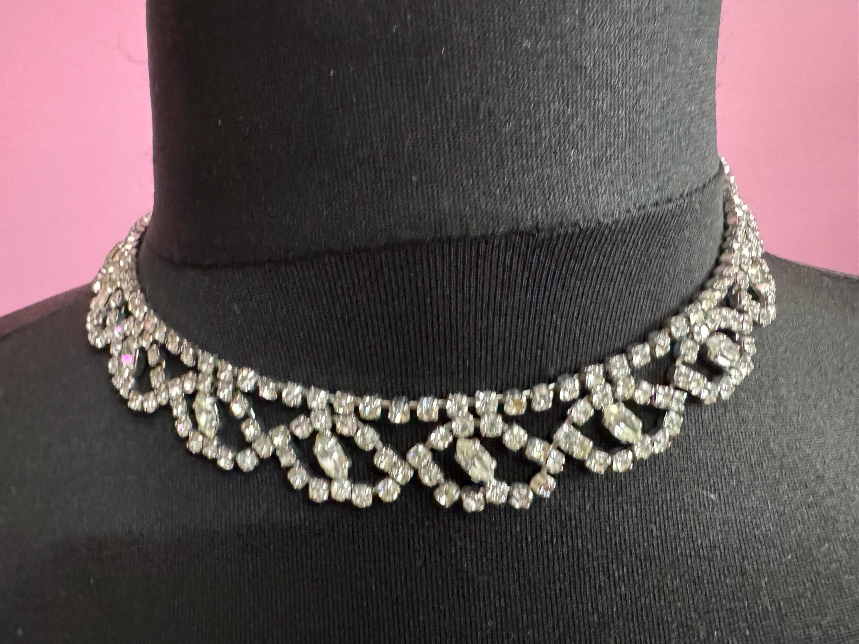 42cm Vintage clear diamanté wide rhinestone crystal silver tone choker necklace mid century