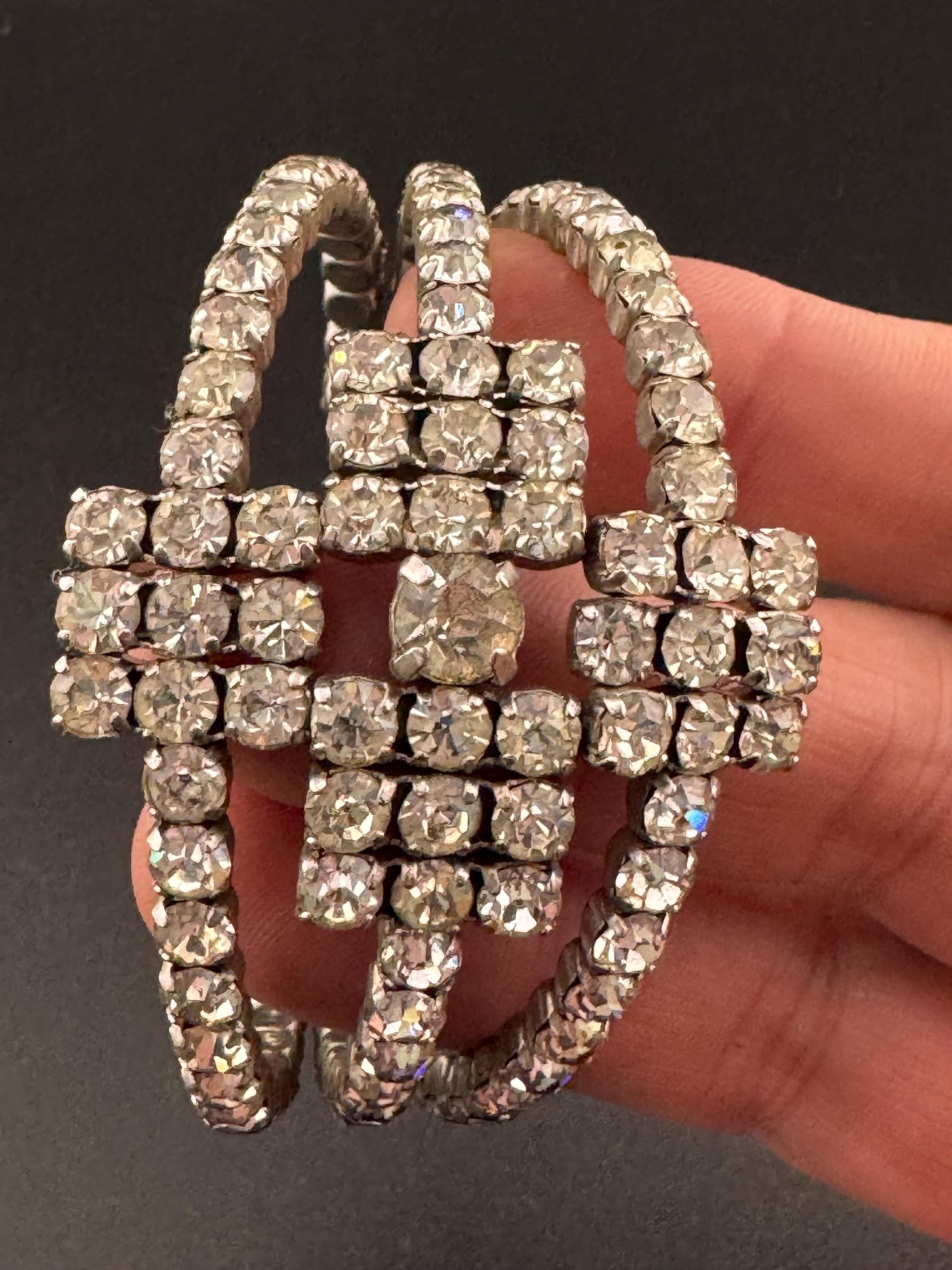 Retro Art Deco Hollywood glamour style 4.5cm wide clear diamanté rhinestone open cuff bracelet silver tone