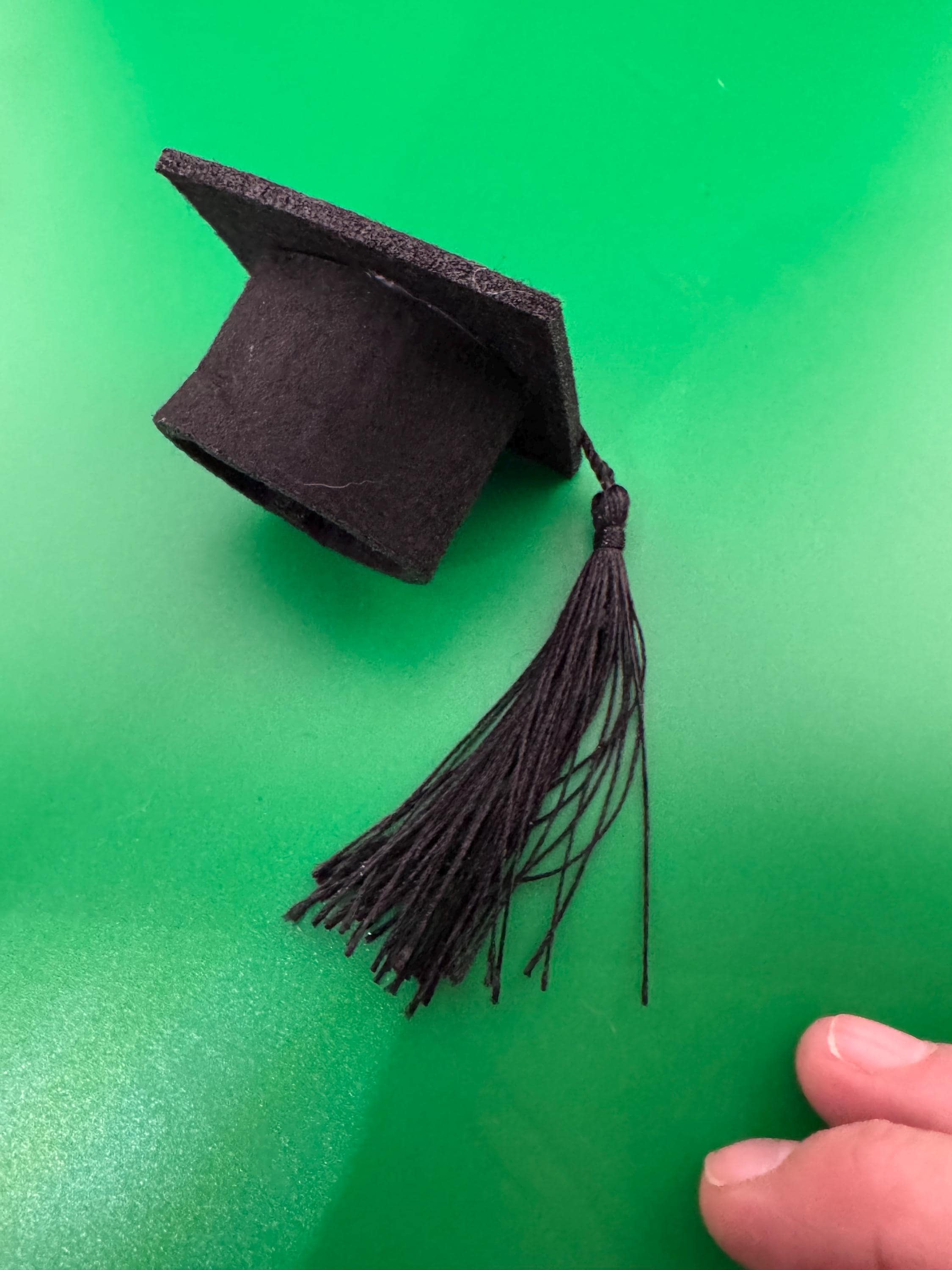 miniature black felt University graduation mortarboard hat cake topper academic cap decoration, dolls hat