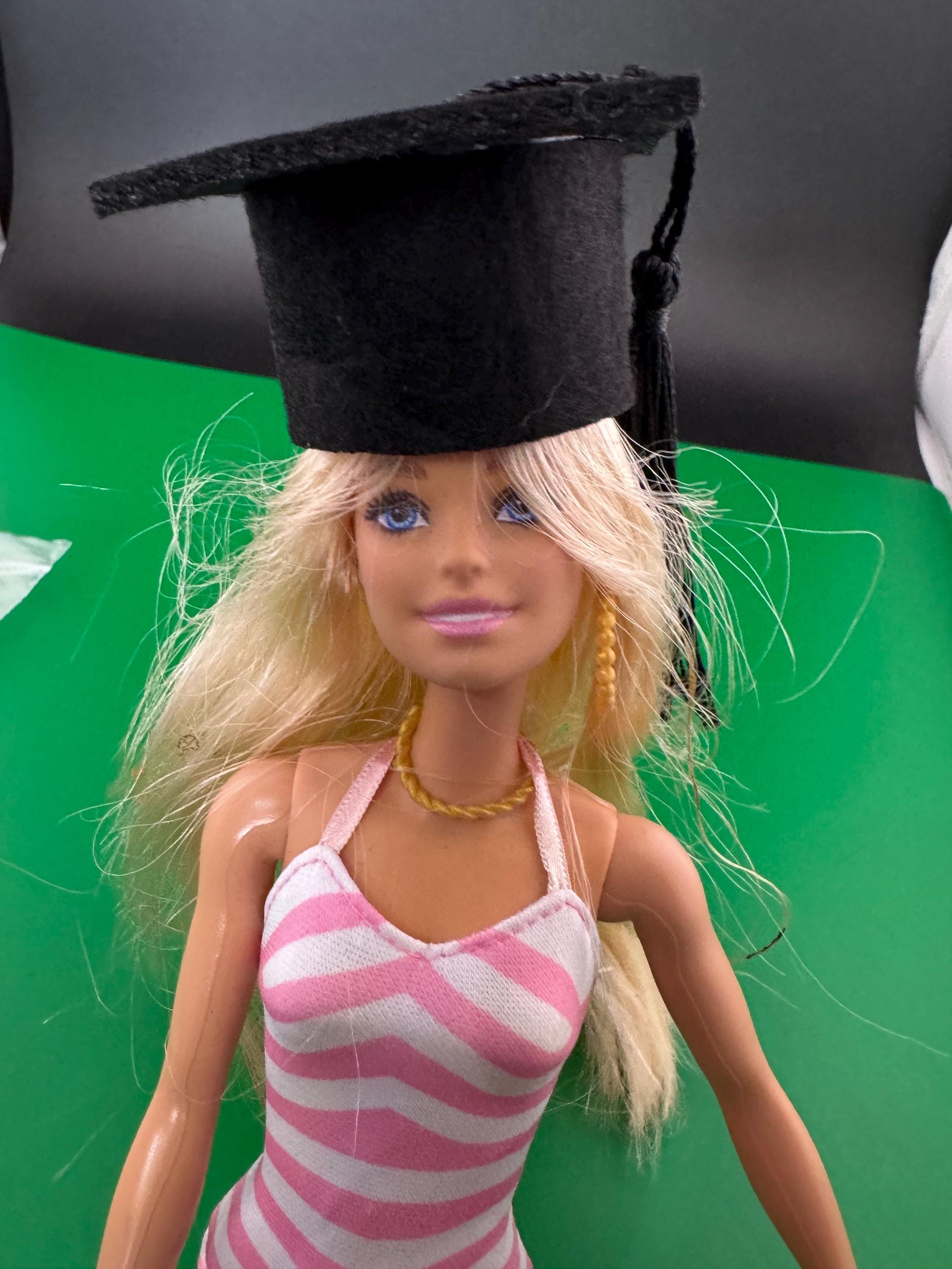 miniature black felt University graduation mortarboard hat cake topper academic cap decoration, dolls hat