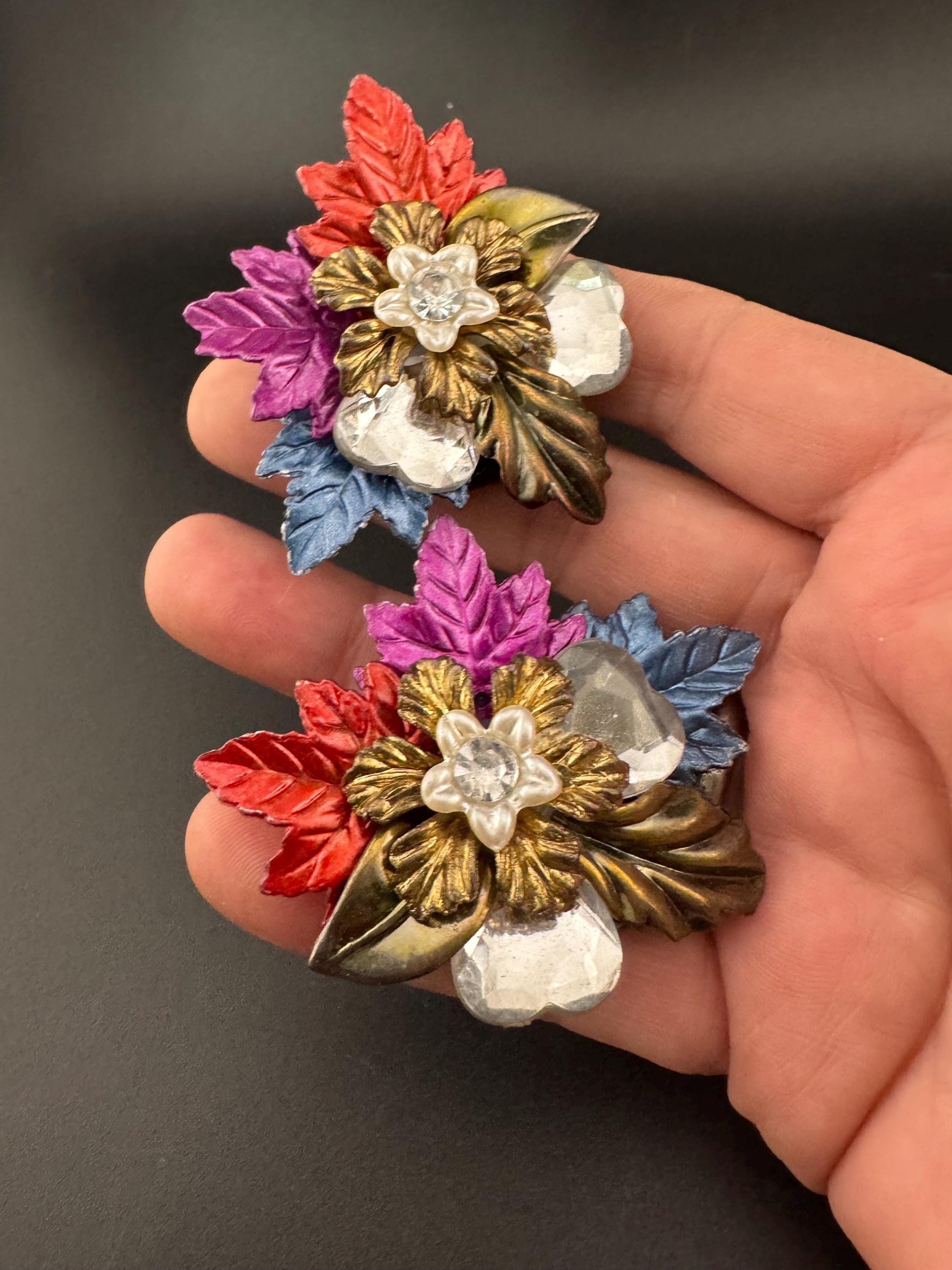 1970s 1980s oversized modernist bronze gold tone metal large clear rhinestone coloured leaves  clip on stud earrings
