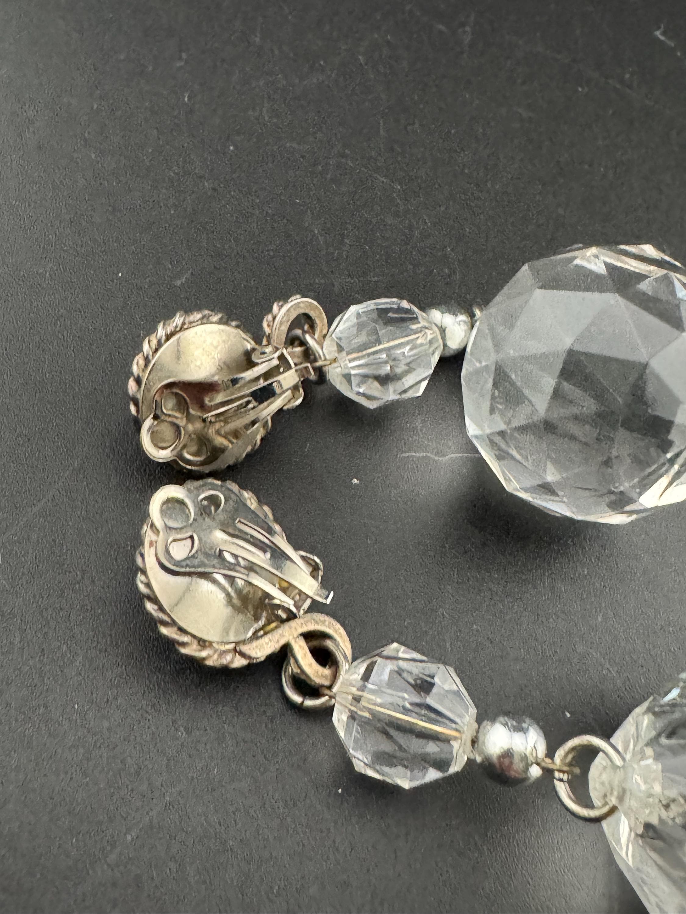 vintage oversized 8cm Silver tone clear plastic crystal long clip on dangly drop earrings